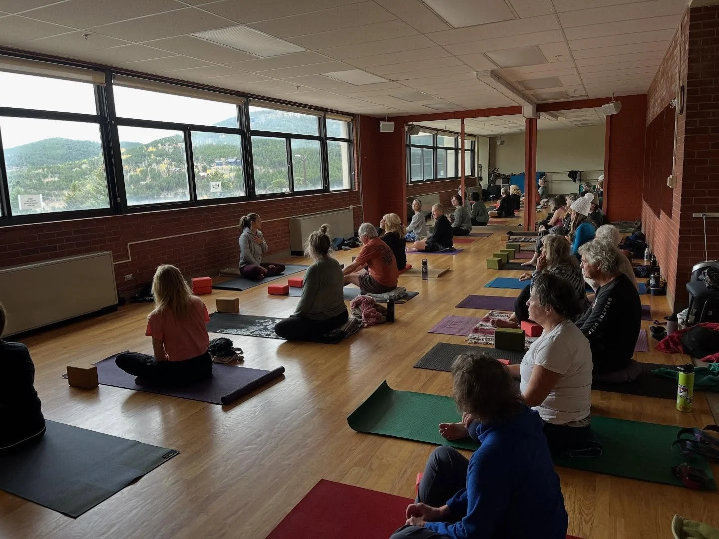 Our new home for Mountain Flow and Mountain FIT. The studio room at the Nederland Community Center is beautiful and check out that view! Thank you @nederlandcolorado for helping us land here. 

This full room, these open hearts remind us that resilie