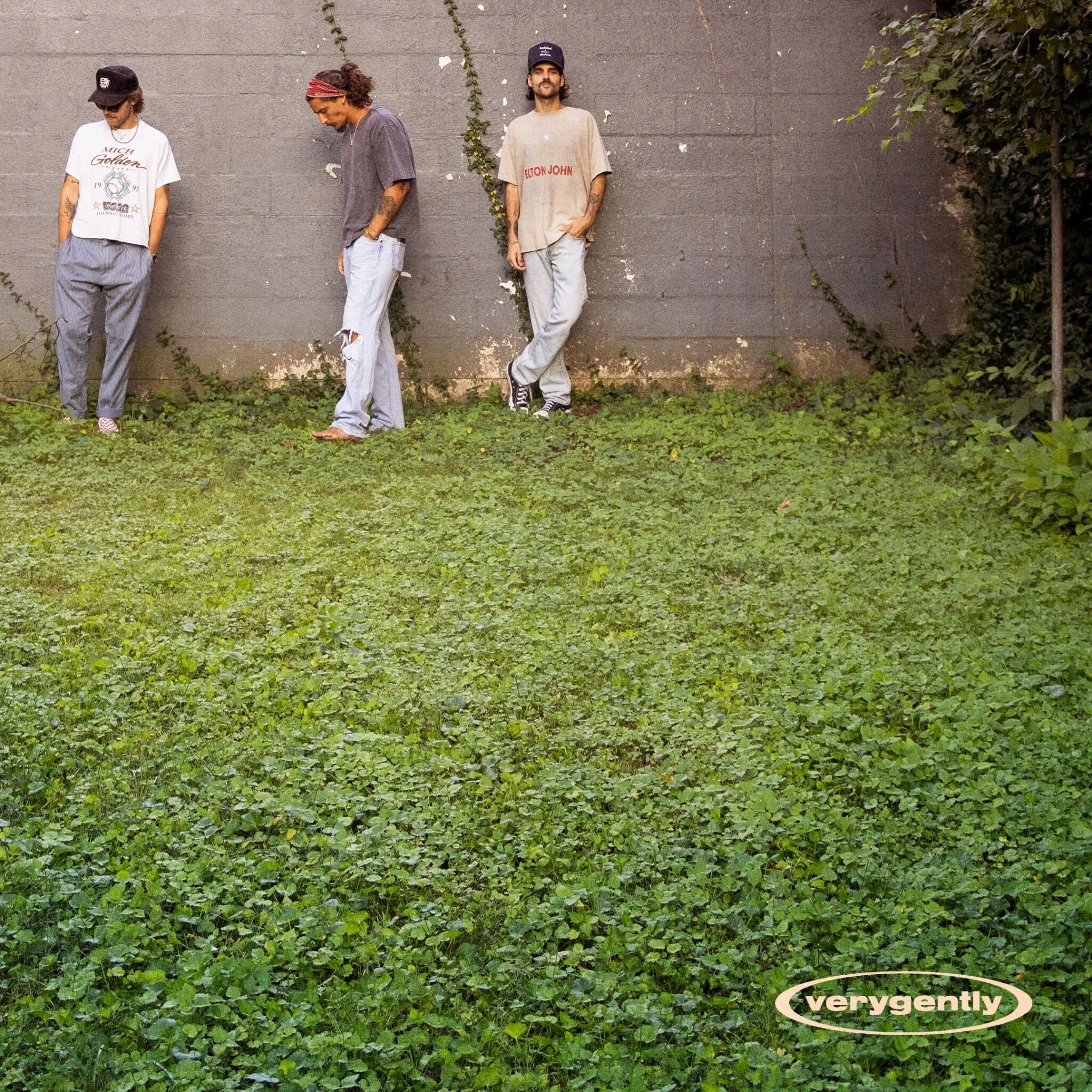 @whoisverygently single &lsquo;Nothing Comes Looking&rsquo; produced+ mixed by @jarradk_allday  co-written by @rustonkelly @nettwerkmusic @sheltermusicgroup