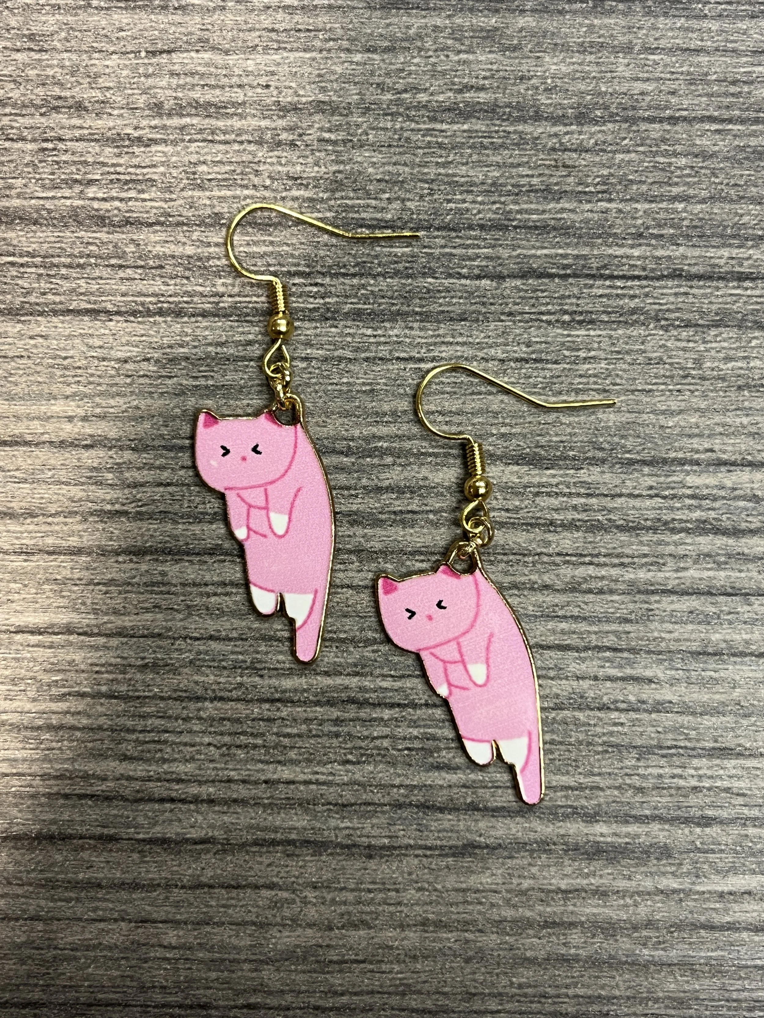 Dangling Cat Earrings (Pink).JPG