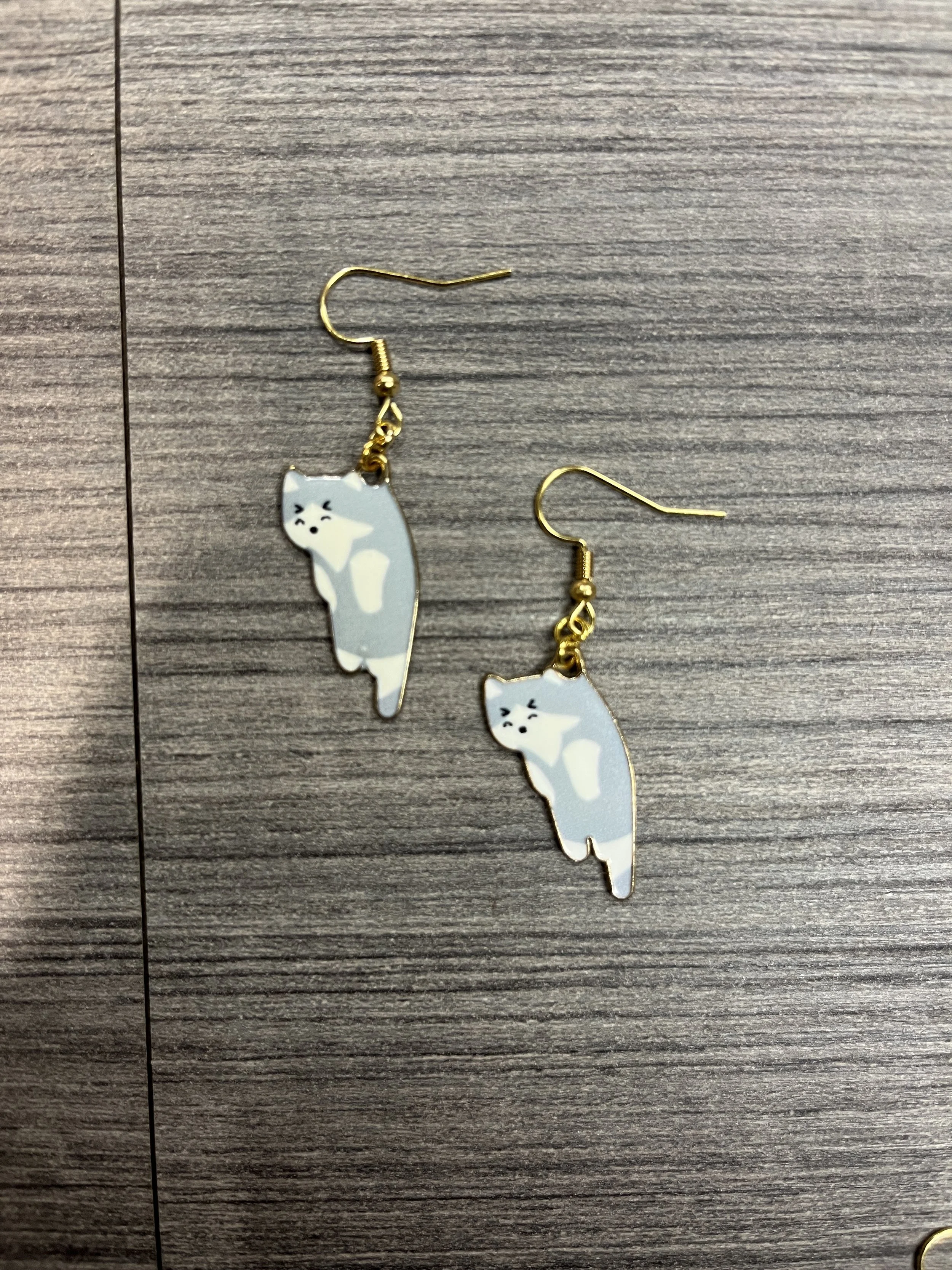 Dangling Cat Earrings (Grey).JPG