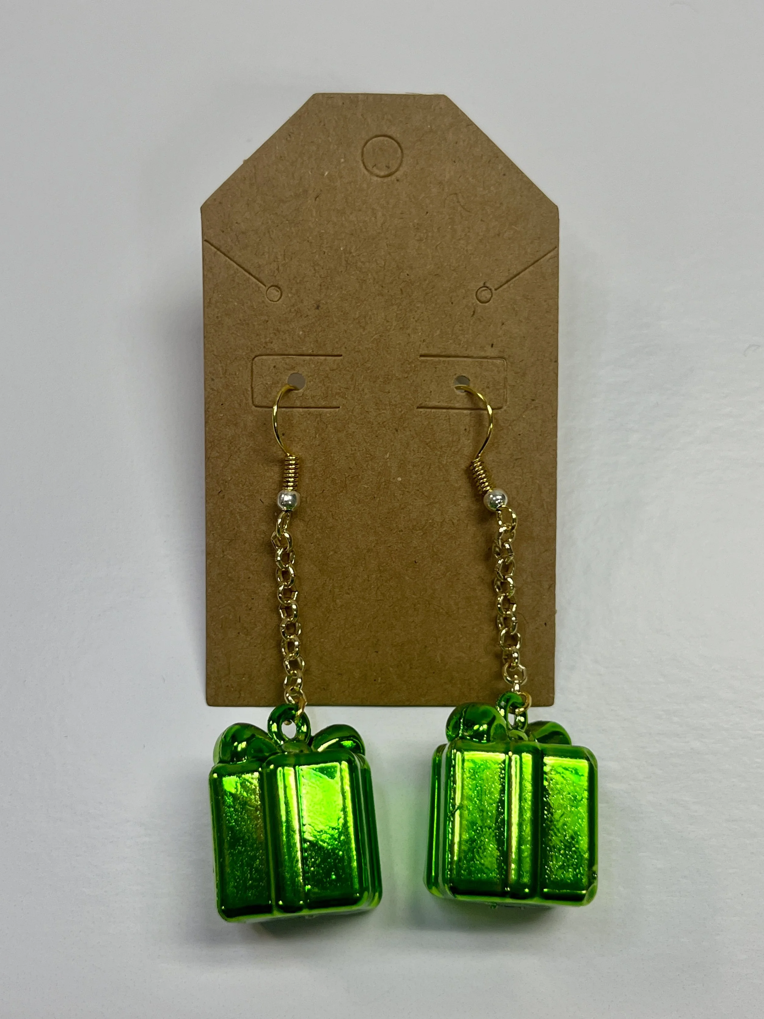 Christmas Presents (Gold-Green).jpg