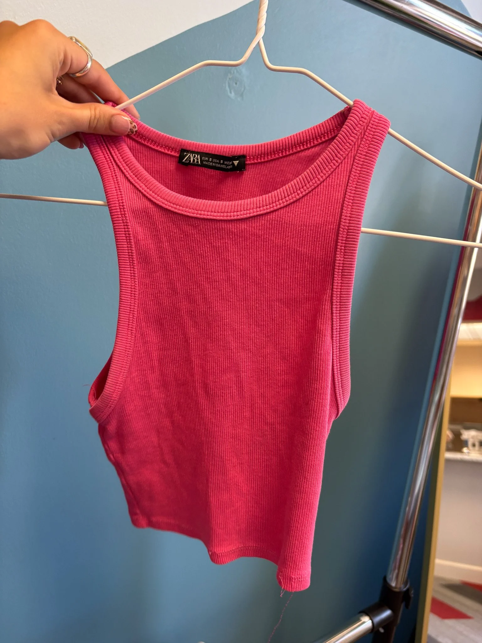 zara hot pink ribbed tank small.jpg
