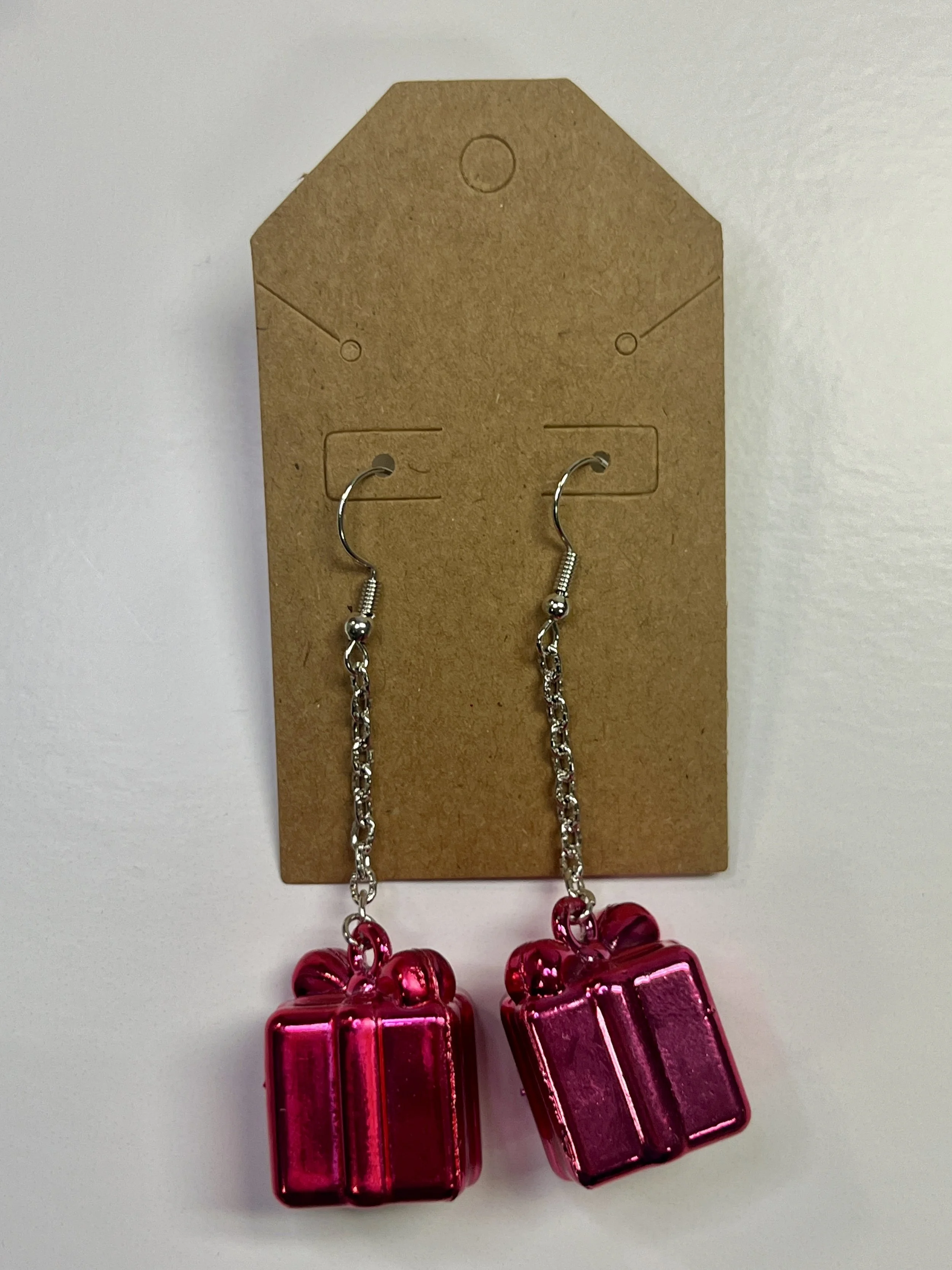 Christmas Presents (Silver-Pink).jpg