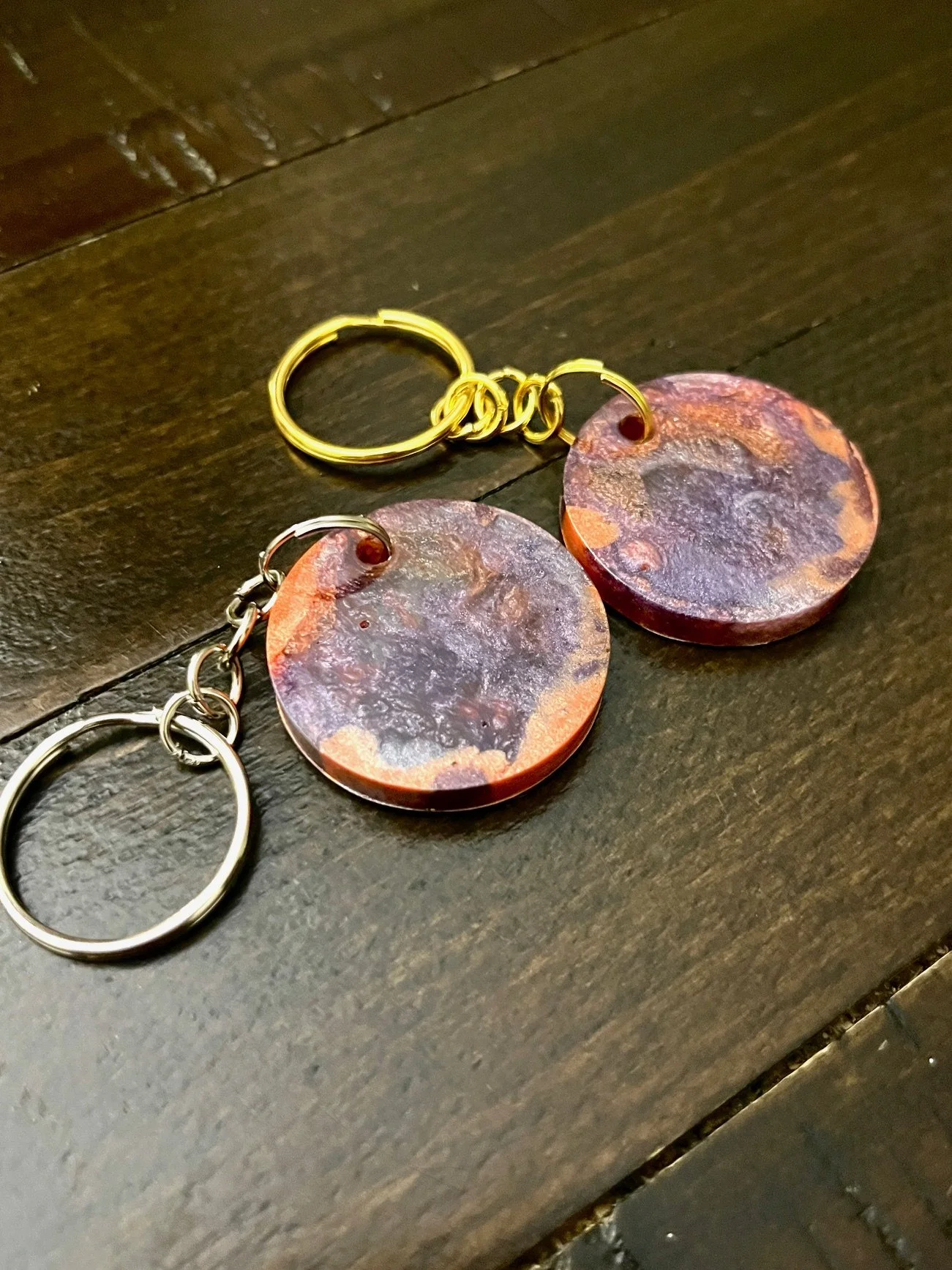 PURPLE MEETS ORANGE KEYCHAIN