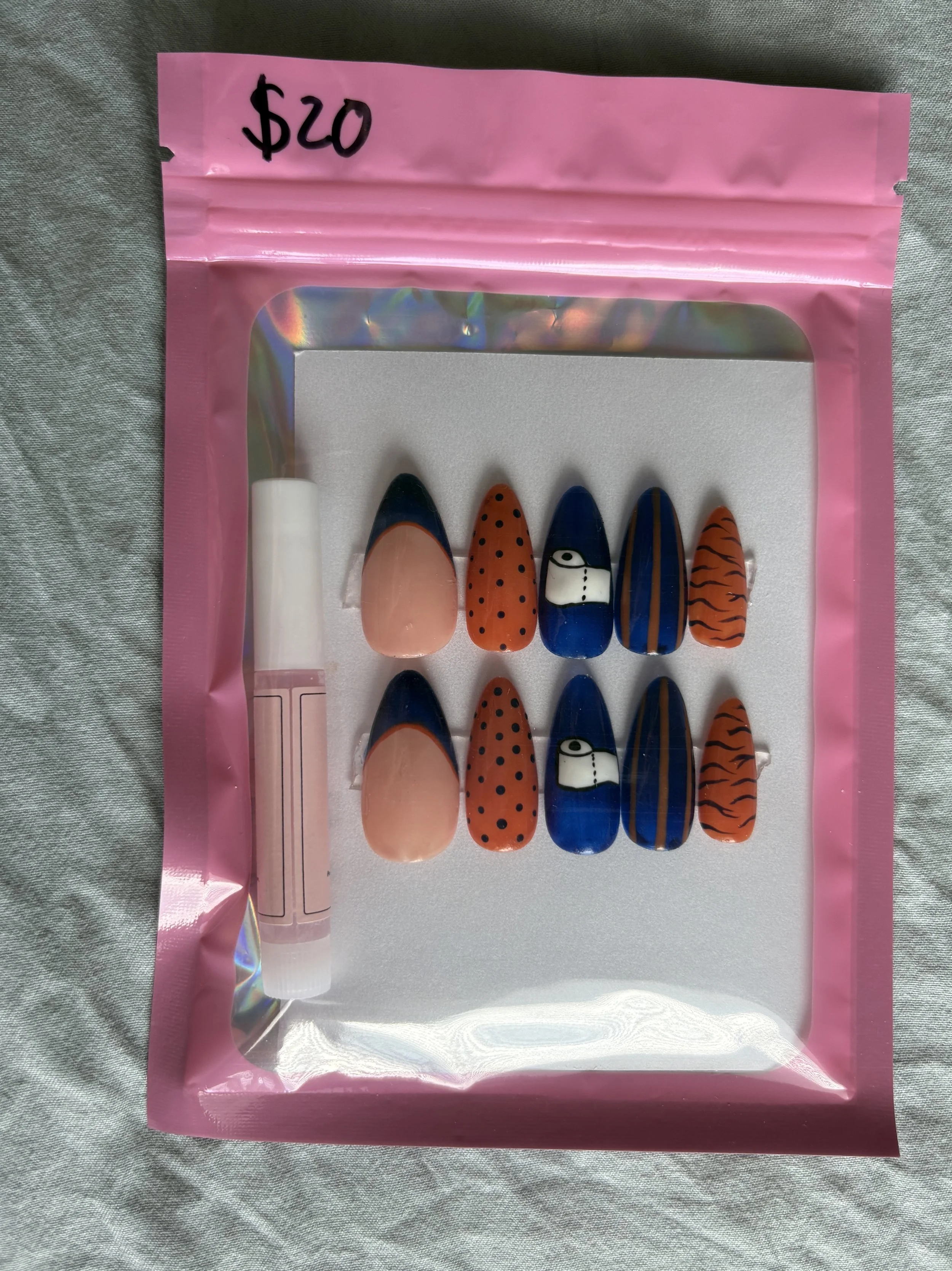 ORANGE AND BLUE NAILS