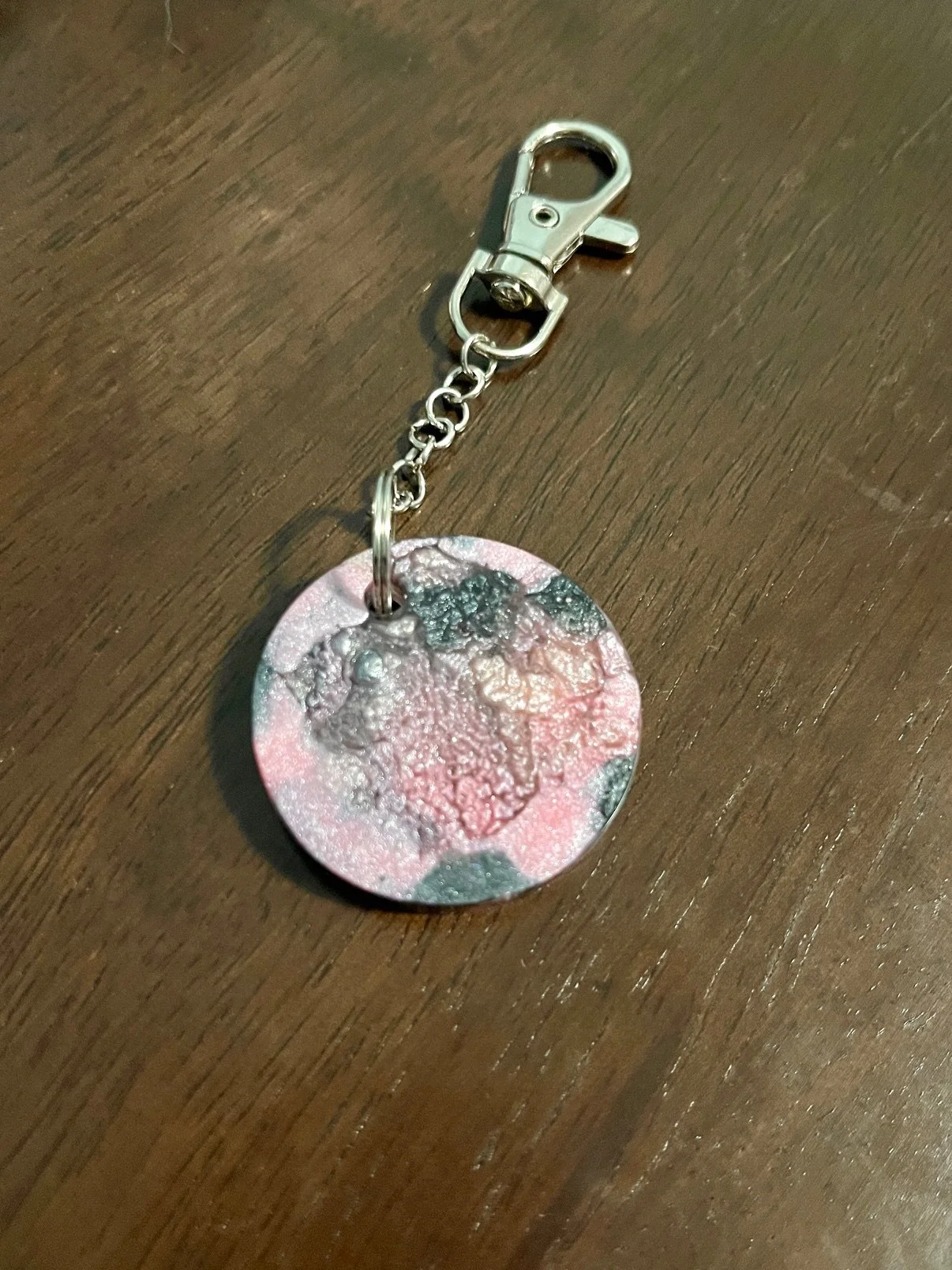 PINK & BLACK KEYCHAIN
