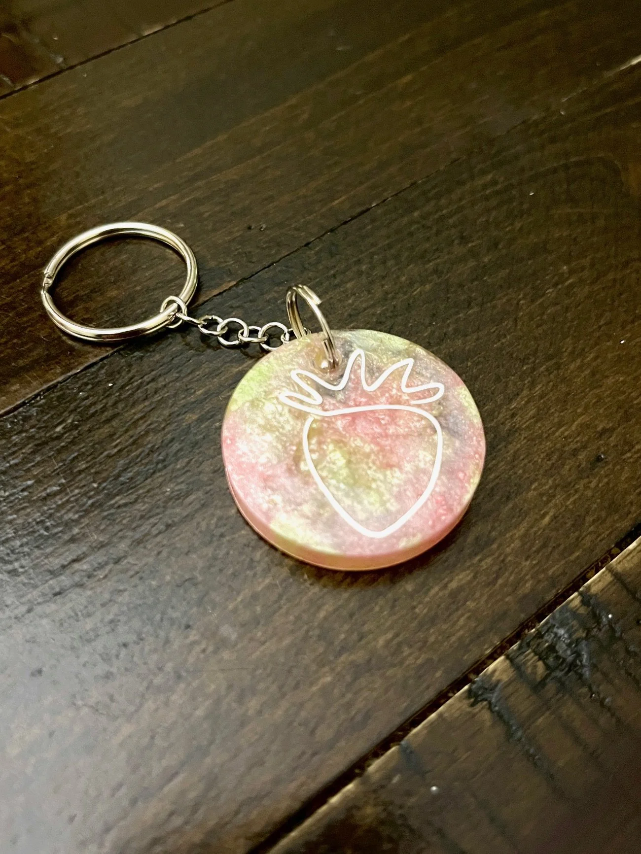 STRAWBERRY DREAMS KEYCHAIN