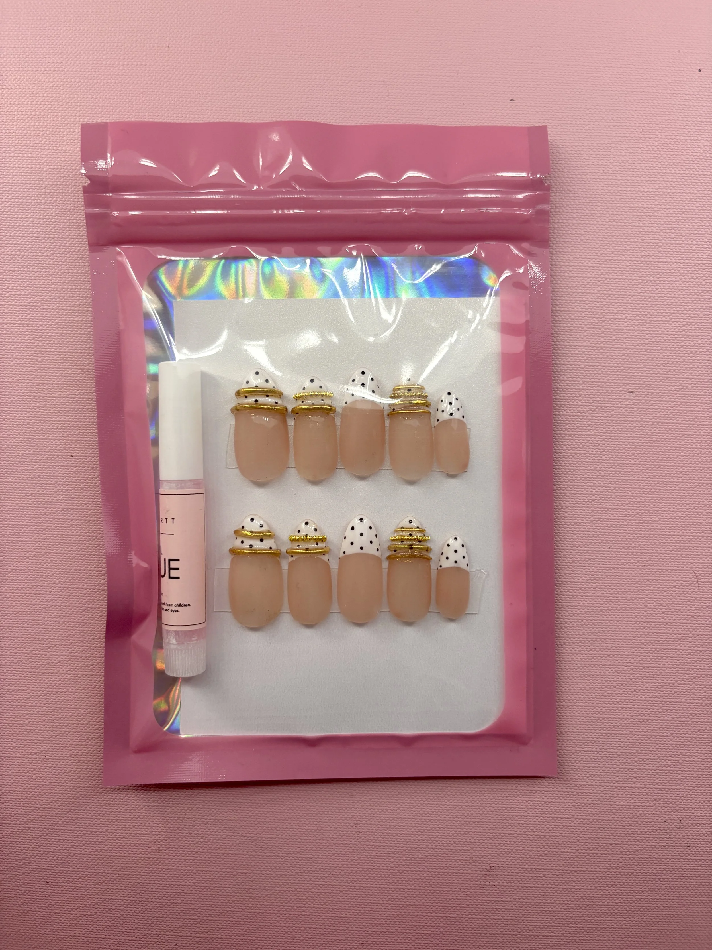 White and Gold Bengal nails