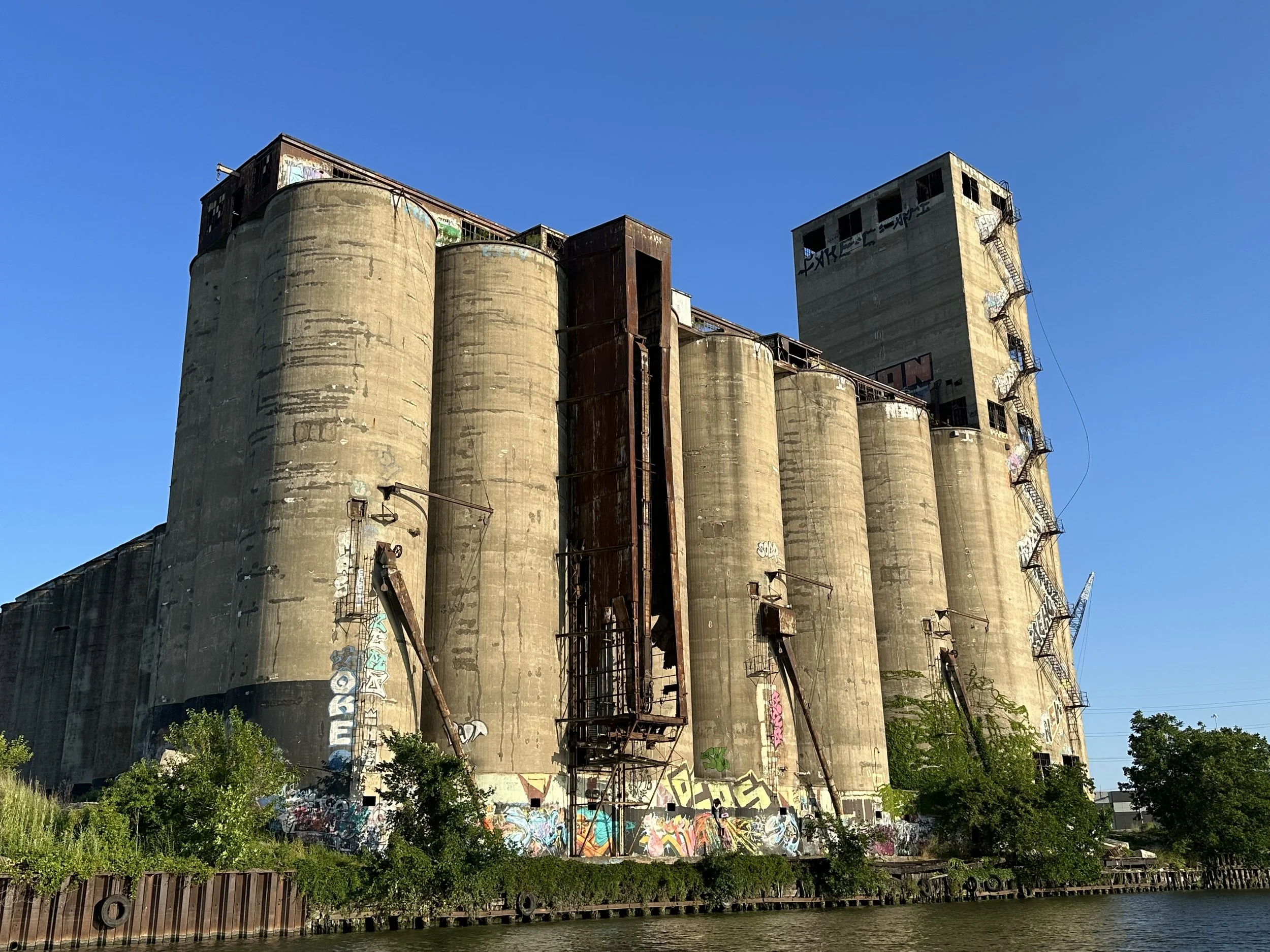 City Issues Damen Silos Demolition Permits