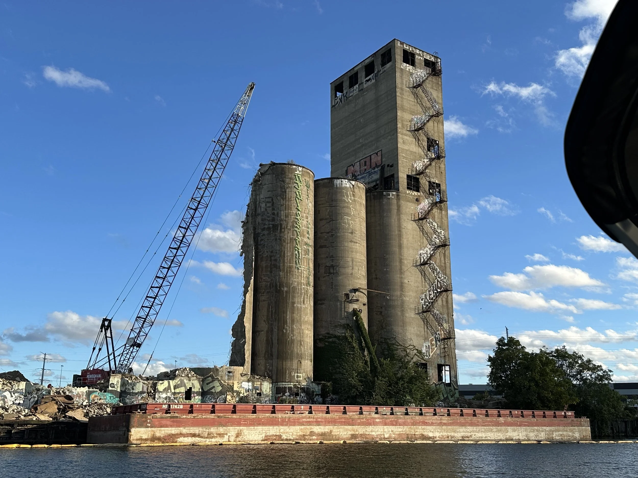 Oct 8: Demolition Resumes with New Dust Plan