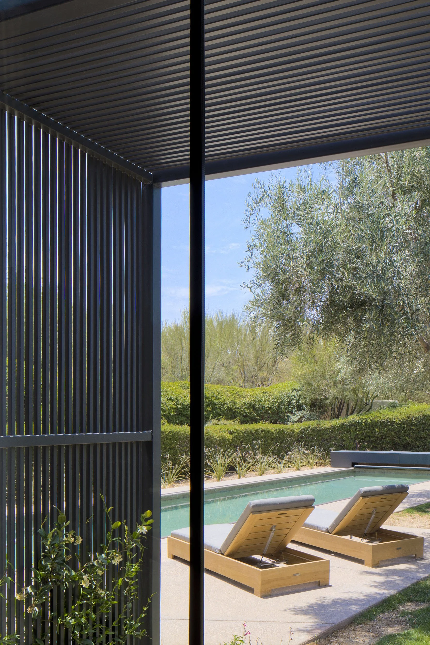 Weil Residence 011 Crop.jpg
