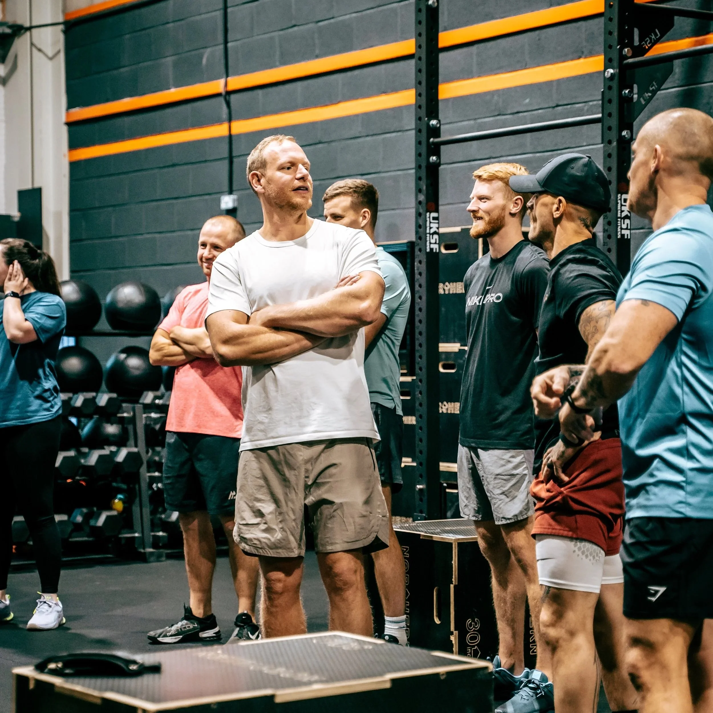 A community that shows up
Friendly competition, class games and social events throughout the year. You'll train with people who cheer you on, notice when you're missing and quickly become friends.