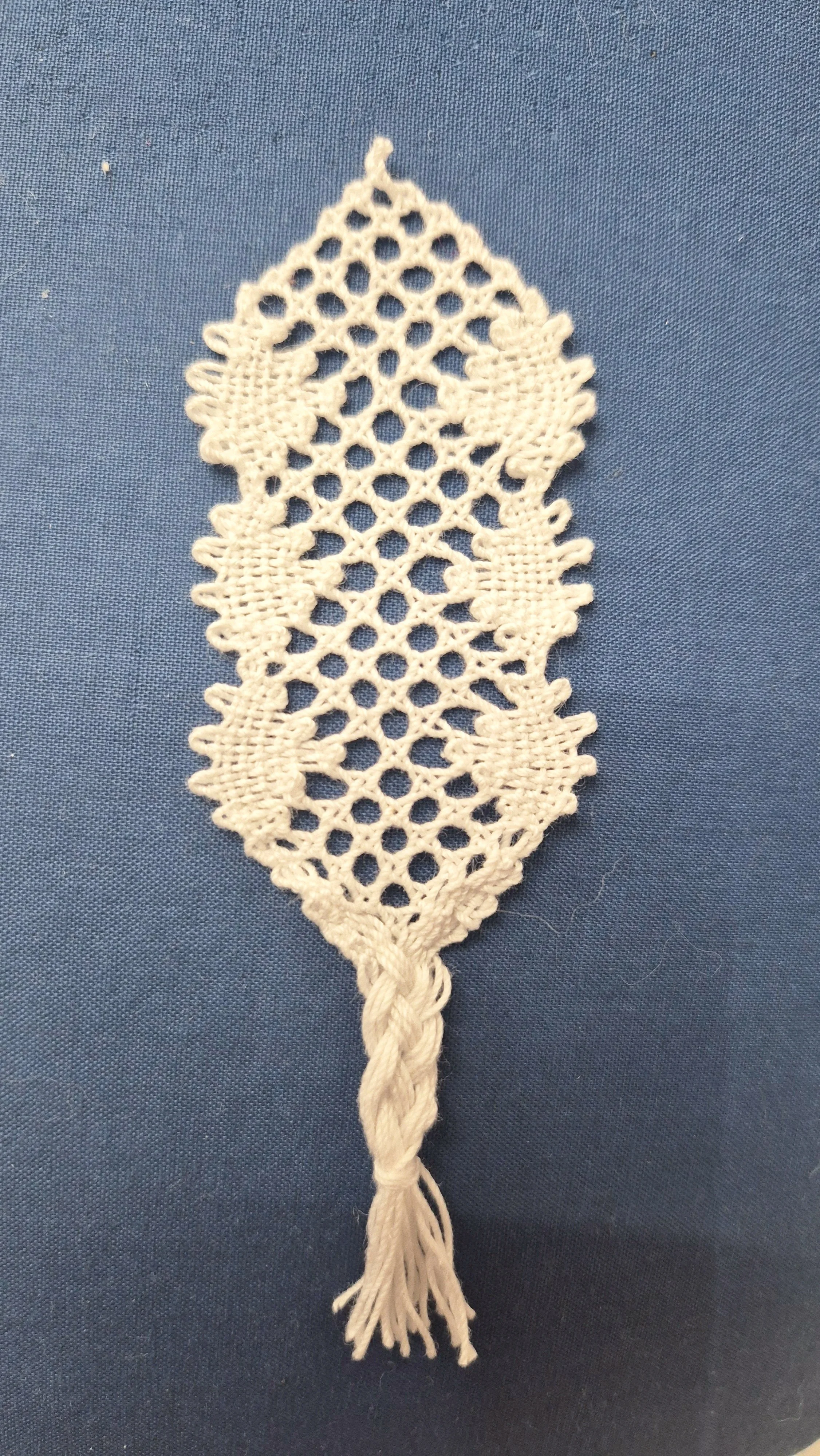 Bobbin lace sample made to test the look of a thicker gauge thread for a final piece