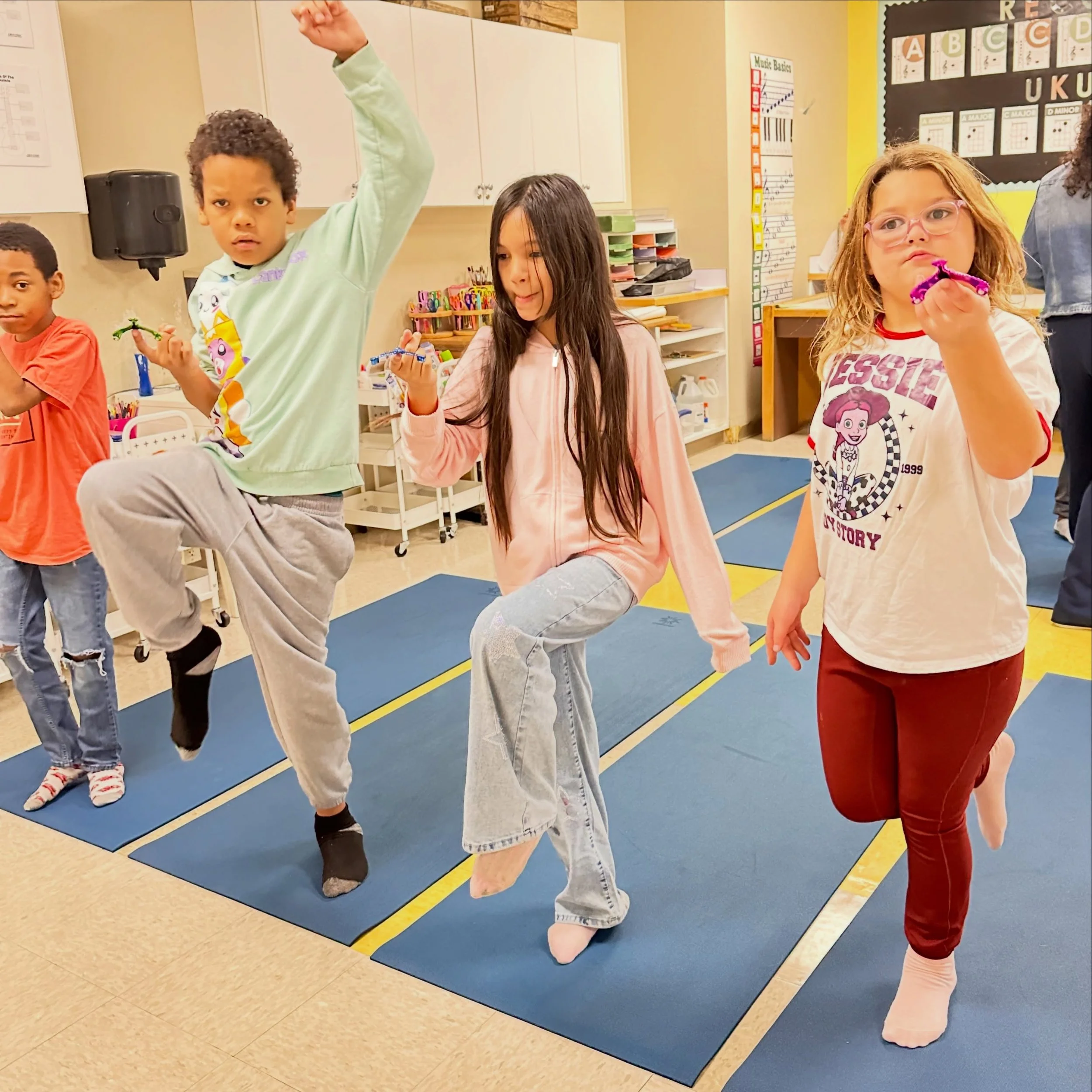@hopeacademy4autism is back on their mats after Fall Break! 🍂

So glad to be moving, connecting and exploring together again! 

#yogainschools #kidsyoga #mindfulmovement #hopeacademy4autism