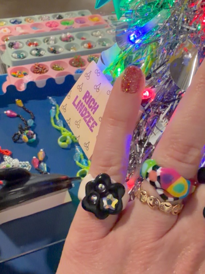 Holi-gay photo dump ;) Thanks for coming out to see me! One more market left for the year 🫠 🫶✨