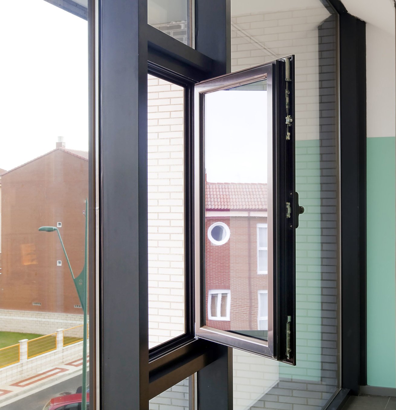 Delran Series 60mm Frame Window System - Industrial and Hidden Sash