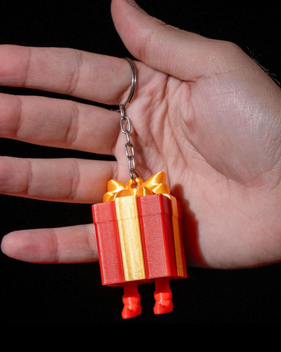 Gift_2_dc293a192a.jpg