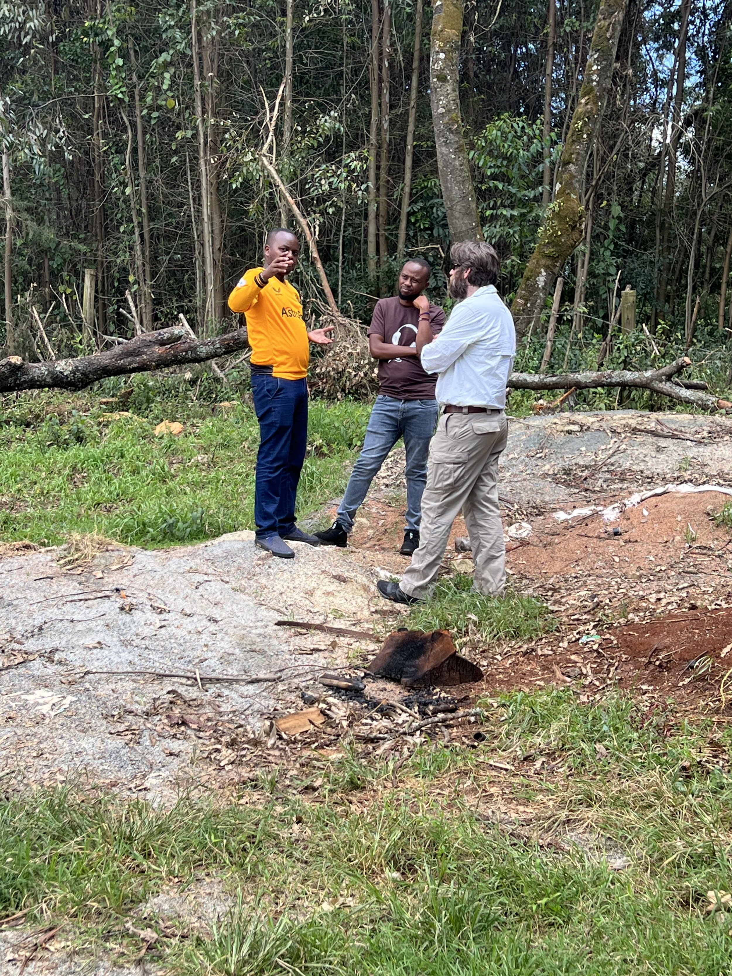 Jeffrey Ops Mgr discussing young farmer program with Lewis & Allan