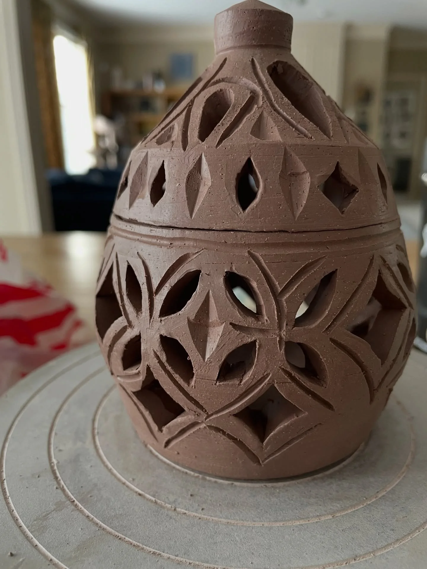 I don&rsquo;t know about a work/life balance. But I love my work and I love my life. Alhamdulilah. 🧶 
.
.
[details for makers] most of my creating time is spent on knitting and carving right now. Knitting forms for coating in porcelain later. Carvin