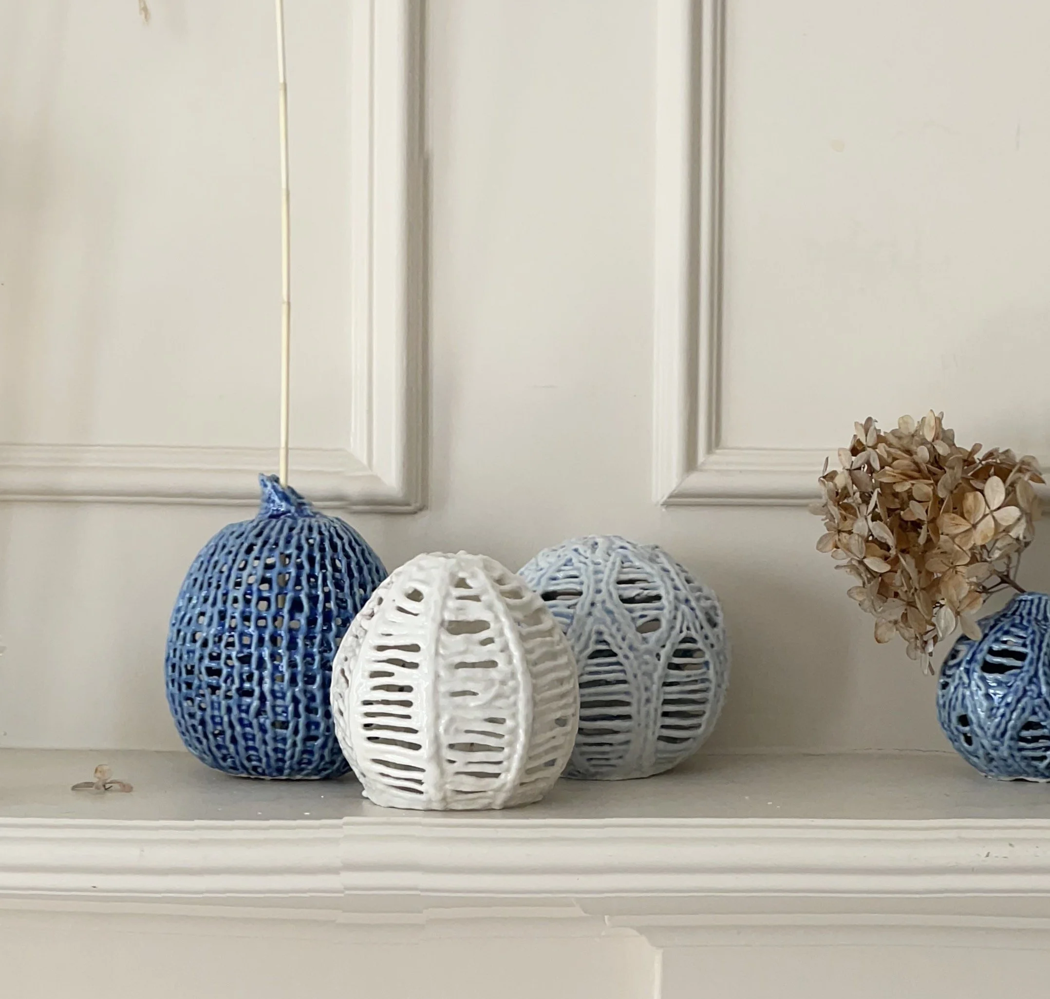 Knitted Porcelain 2025