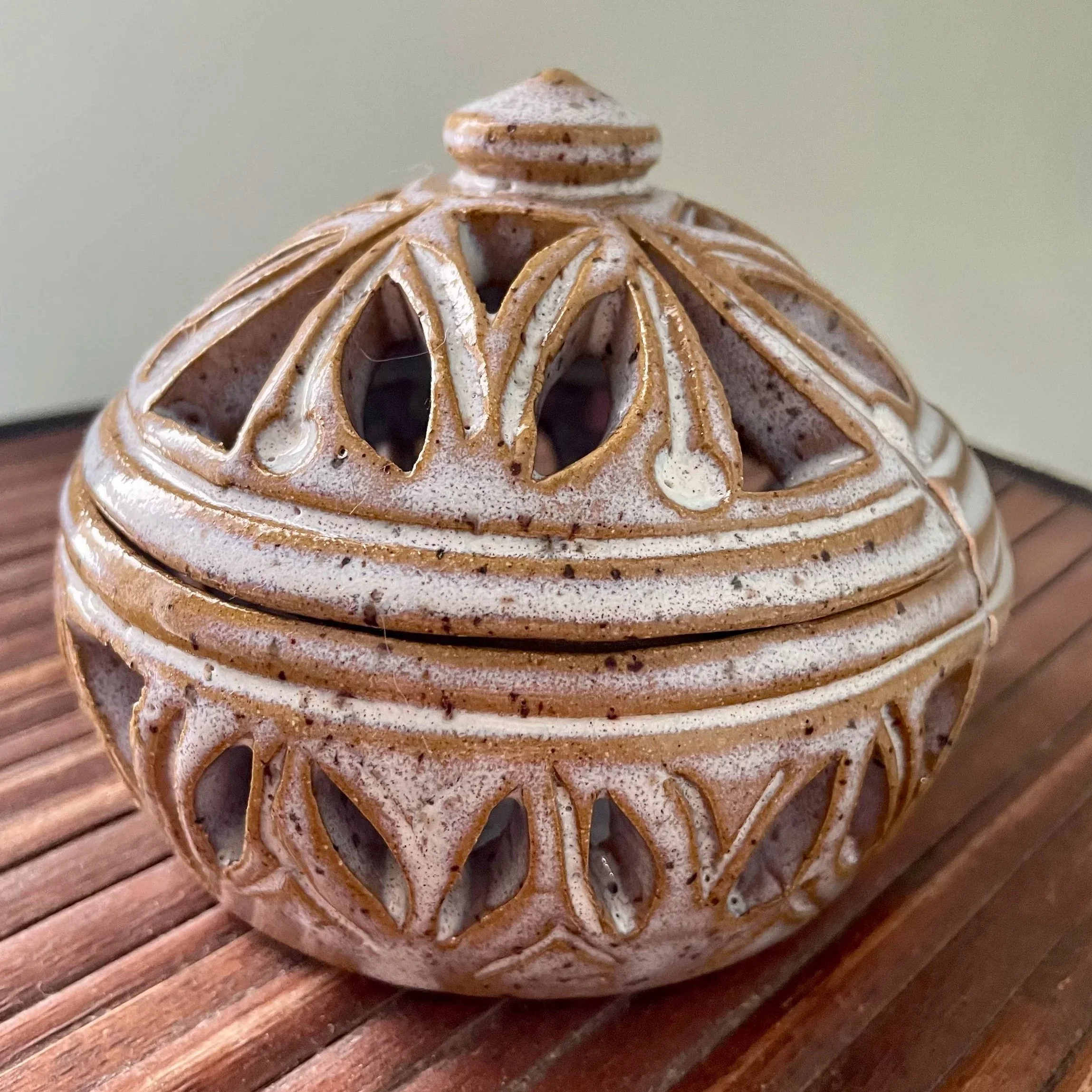 Ramadan Incense Jar 18