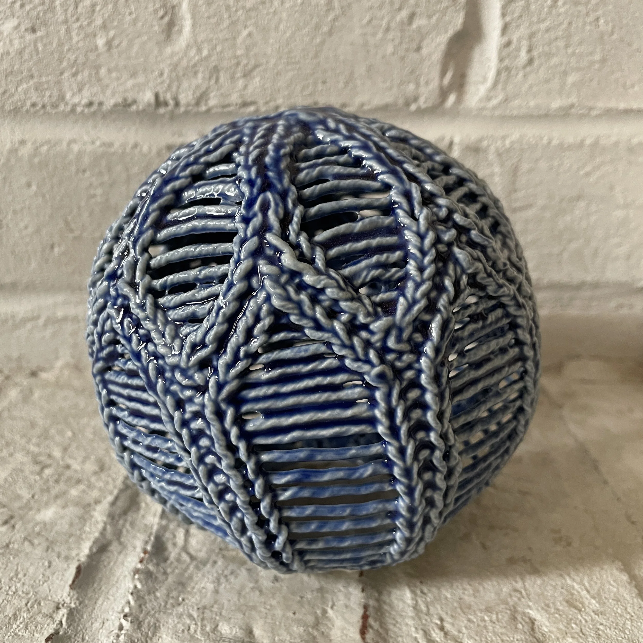 Knitted Porcelain 78 ~luminary~ (seconds)