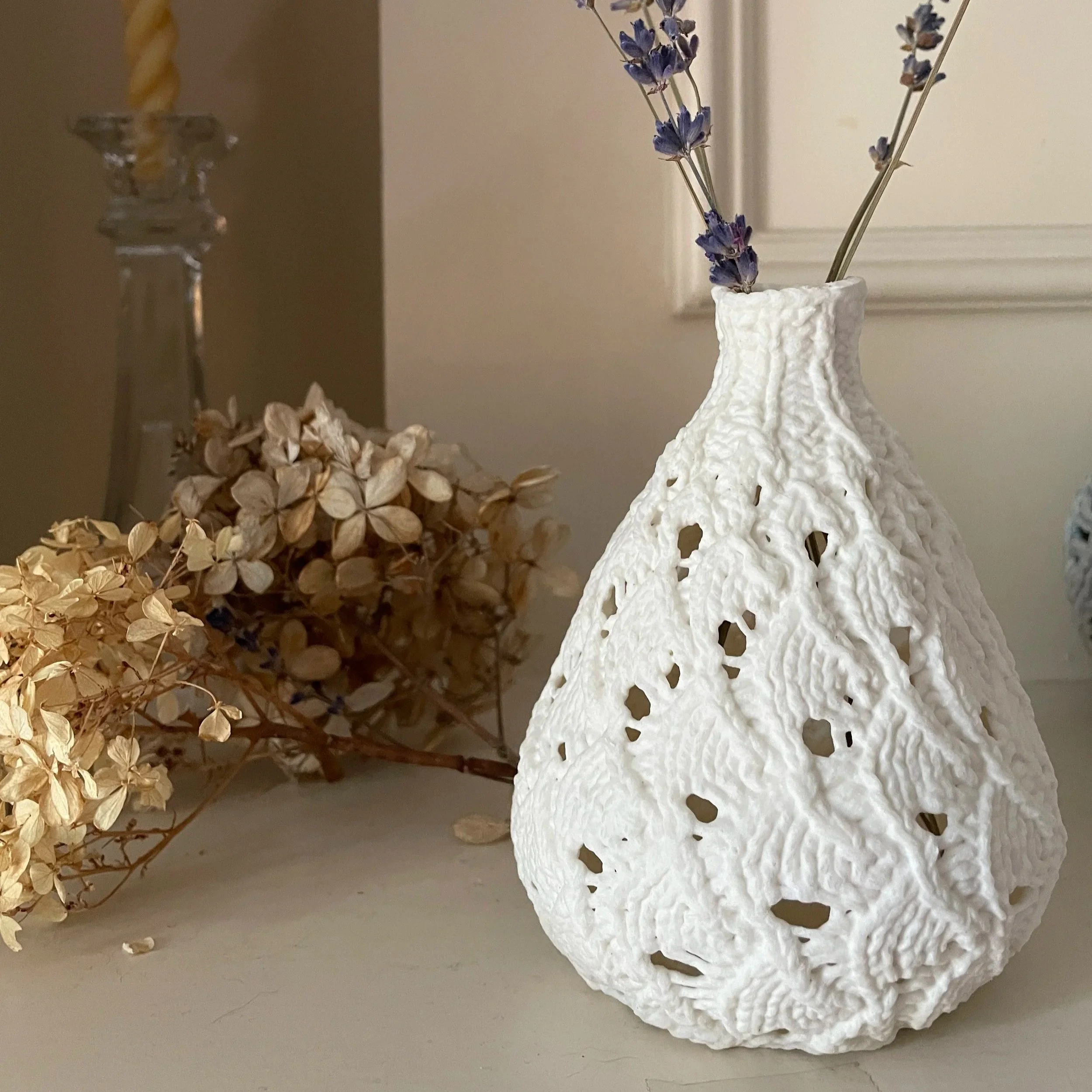 Lace Porcelain 3 ~vase~