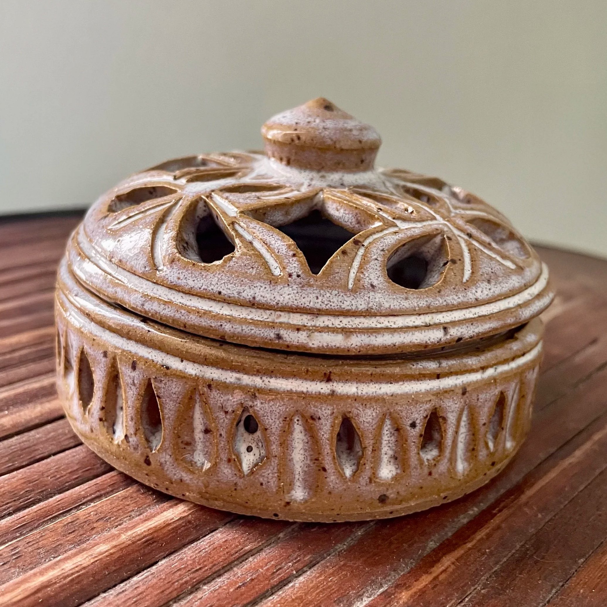 Ramadan Incense Jar 23