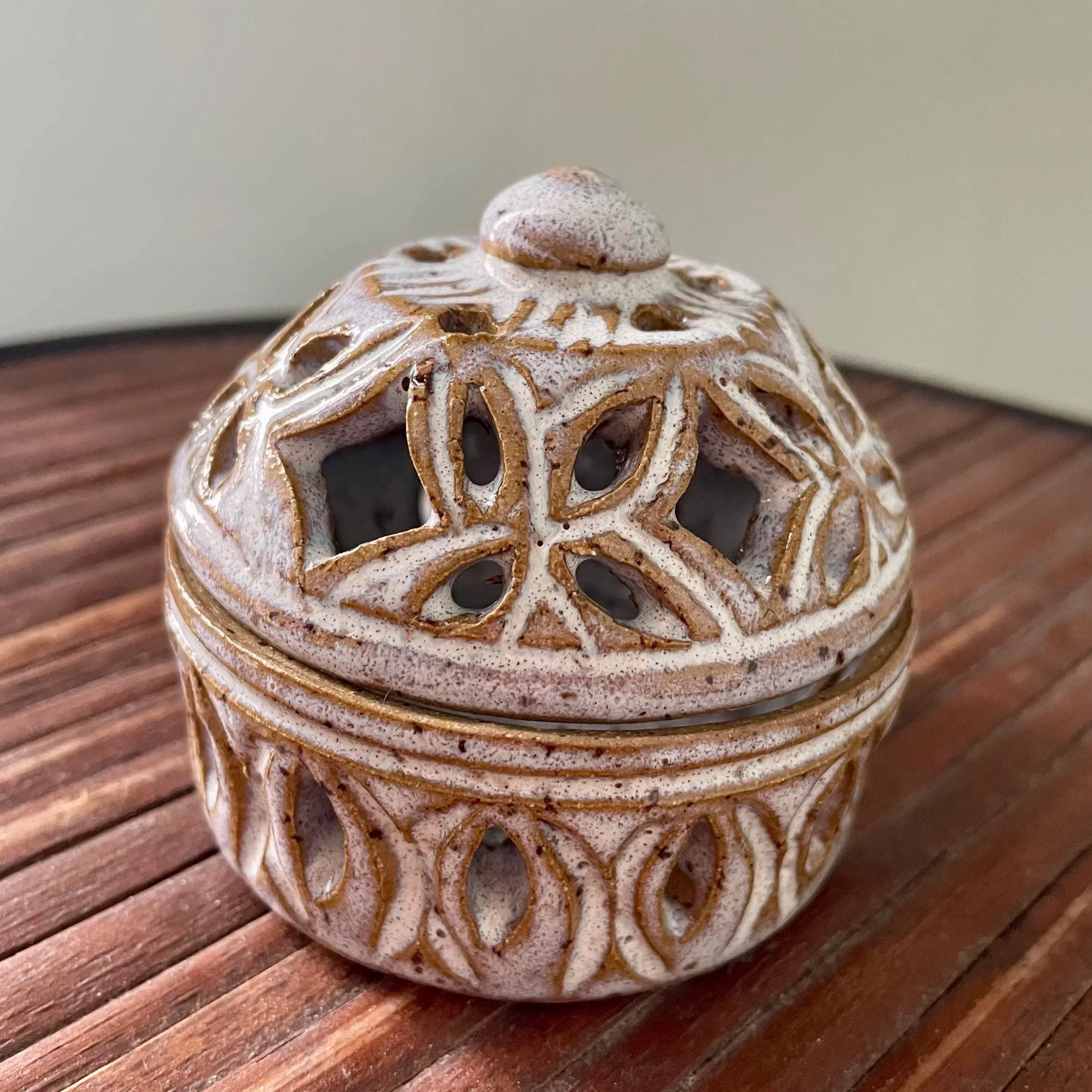 Ramadan Incense Jar 22