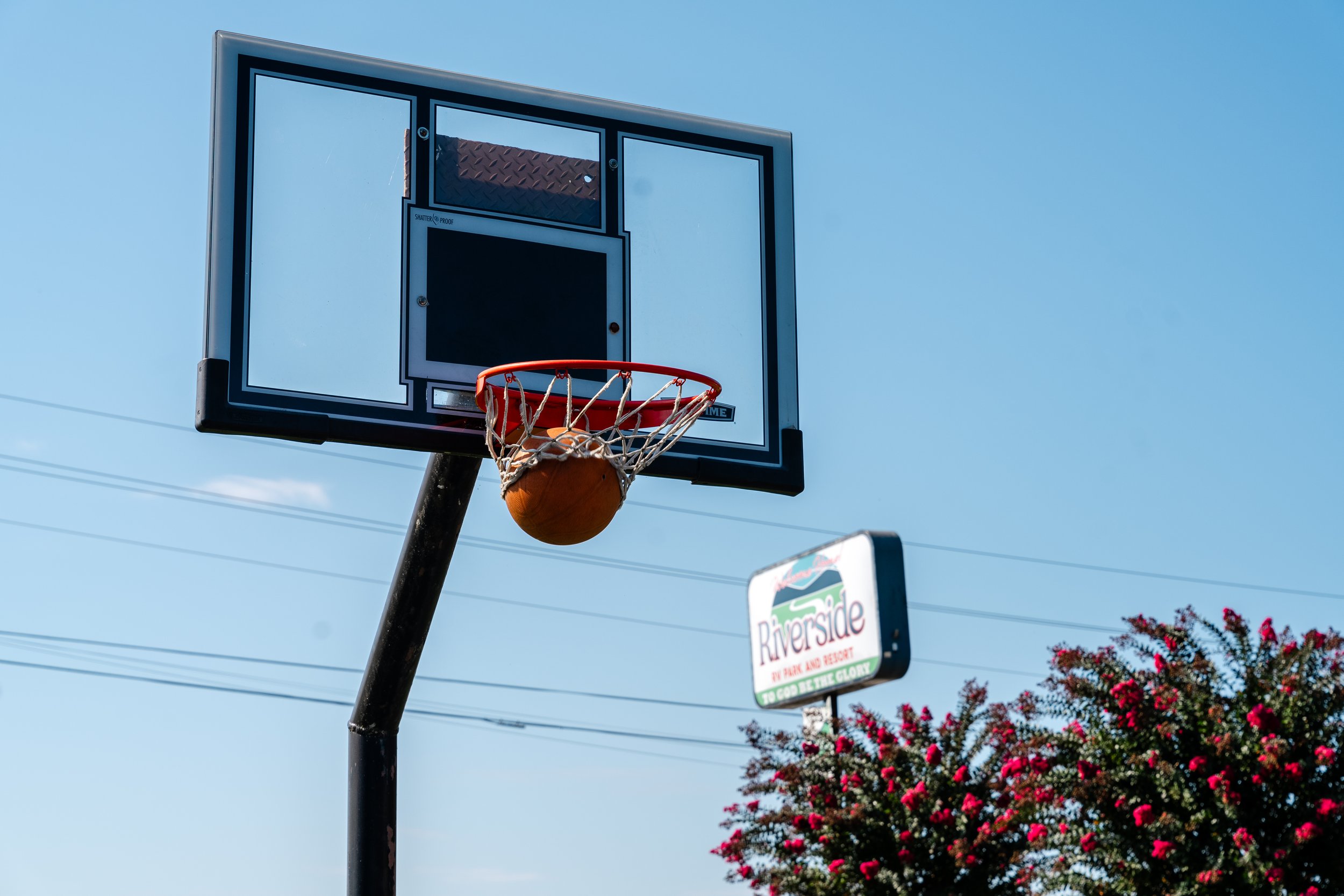 riversidebasketball-2.jpg