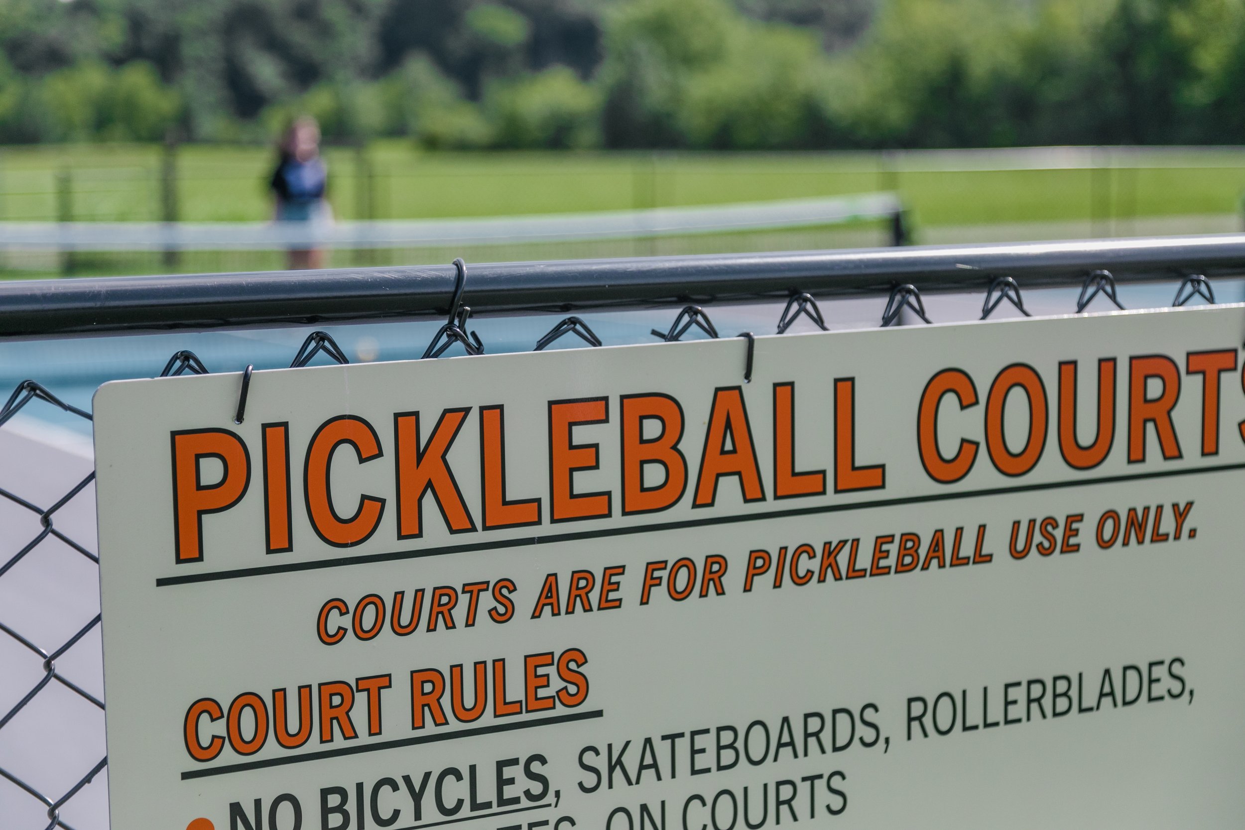 Sevierville, Tennessee, Pigeon Forge, Smoky Mountains, Rv Park & Resort, RV Campground, Cabins, Riverside, Little Pigeon River, Pool, Walking Trail, Pickleball, Bathhouse, Gaga Ball, Family friendly, Laundry Room, Washer and Dryers, Pickleball Courts
