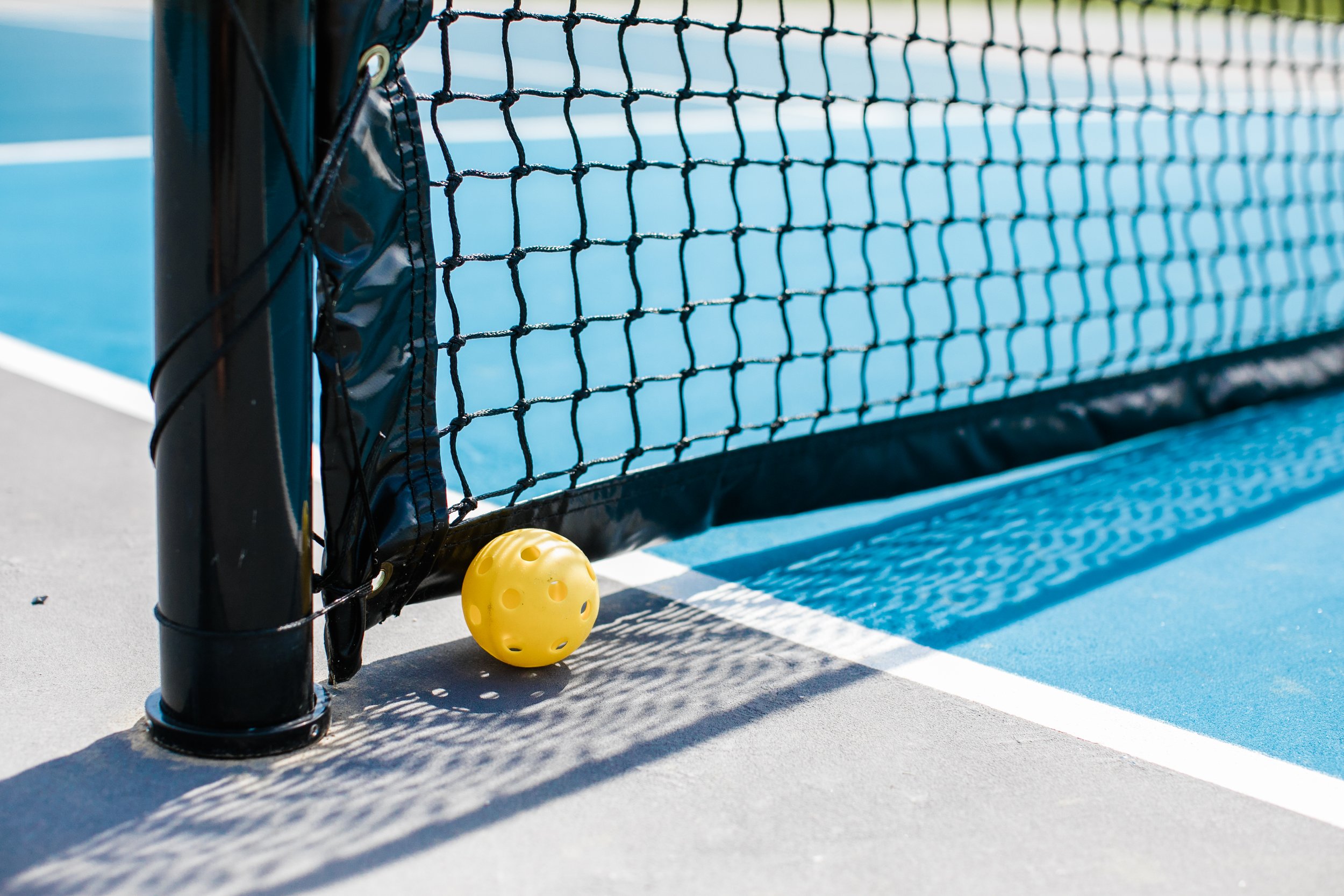 Sevierville, Tennessee, Pigeon Forge, Smoky Mountains, Rv Park & Resort, RV Campground, Cabins, Riverside, Little Pigeon River, Pool, Walking Trail, Pickleball, Bathhouse, Gaga Ball, Family friendly, Laundry Room, Washer and Dryers, Pickleball Courts
