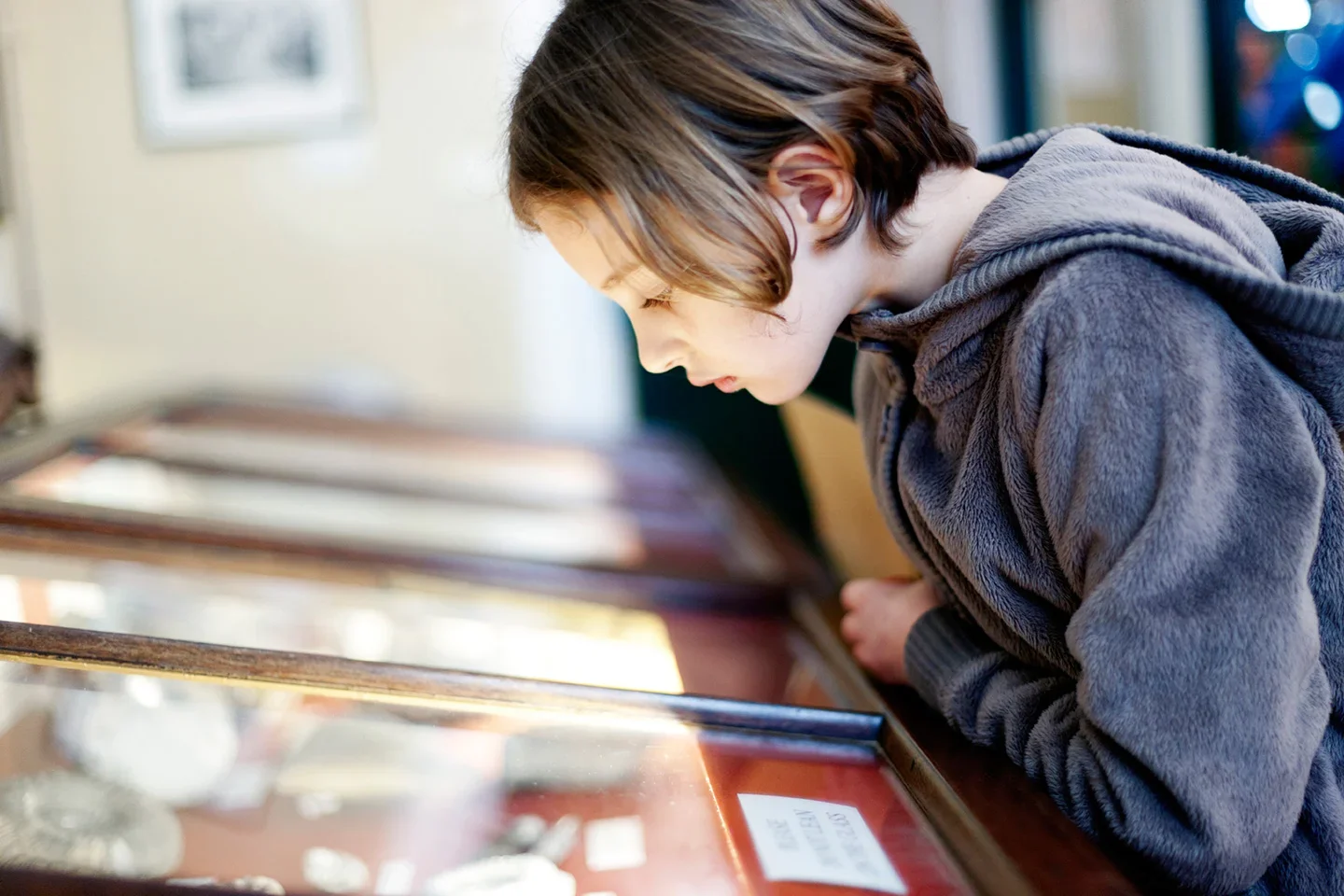 iStock_000023481271_museum_web.webp