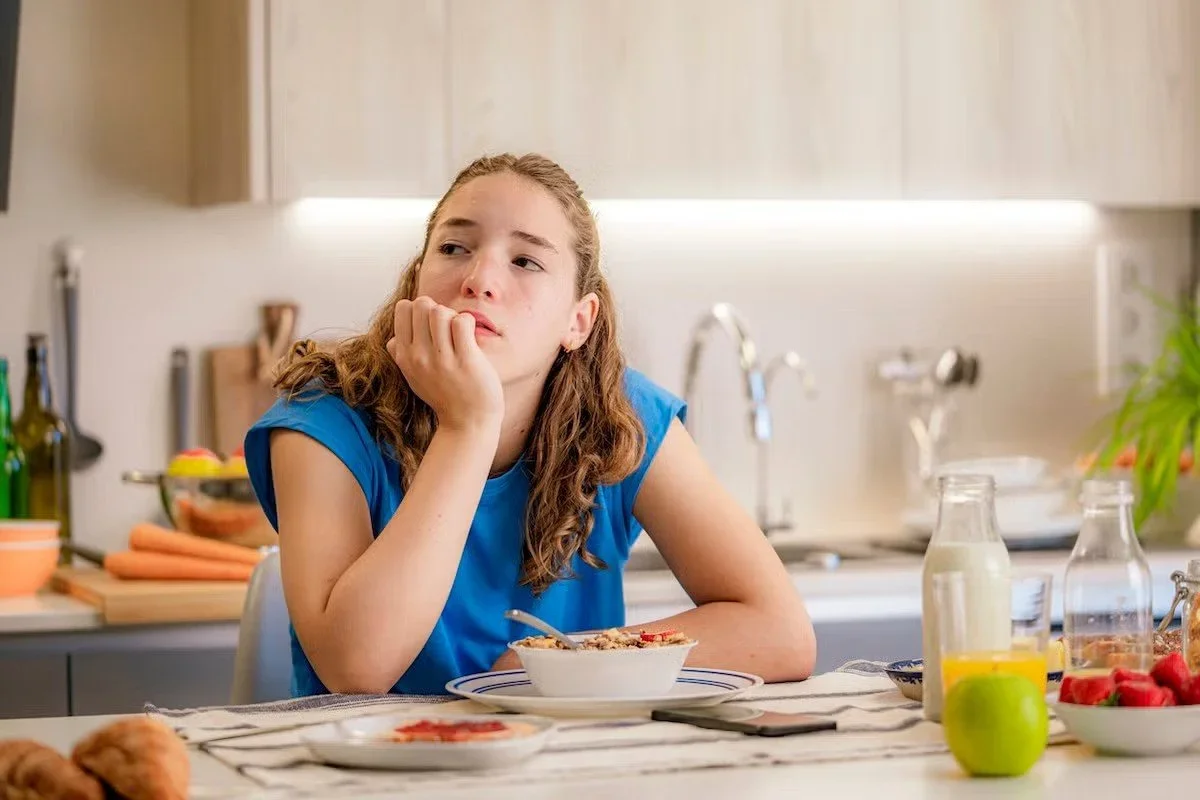 How to Know if You Are Bingeing-and How to Stop