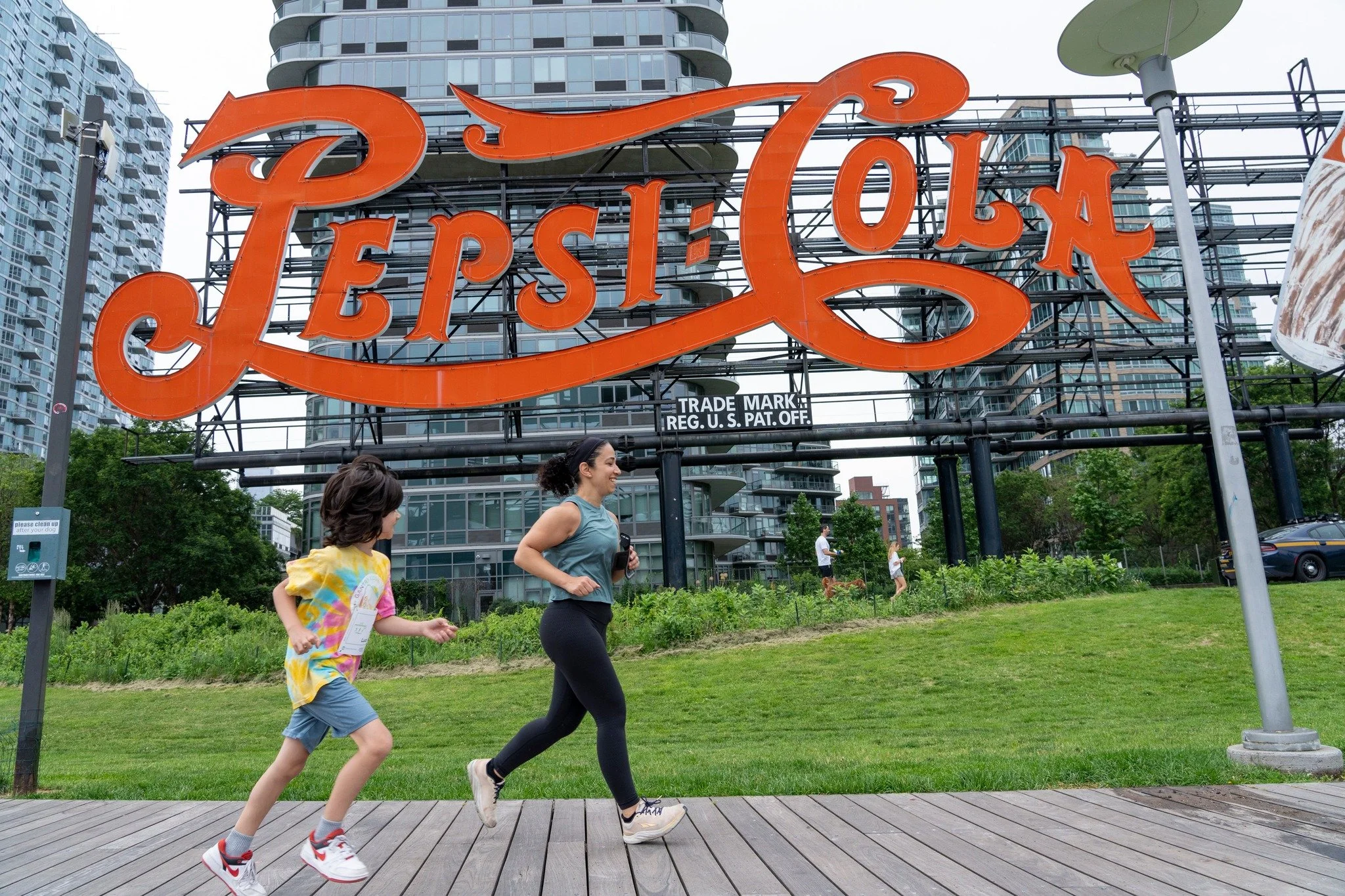 756 people have already signed up for our 11th Annual LIC Waterfront 5k and @shibleydaycamp Center Blvd Kids Dash!

Our run sold out for the past 4 years, so make sure to sign up in advance! Sign up before Earth Day (April 22nd) to save.

You can reg