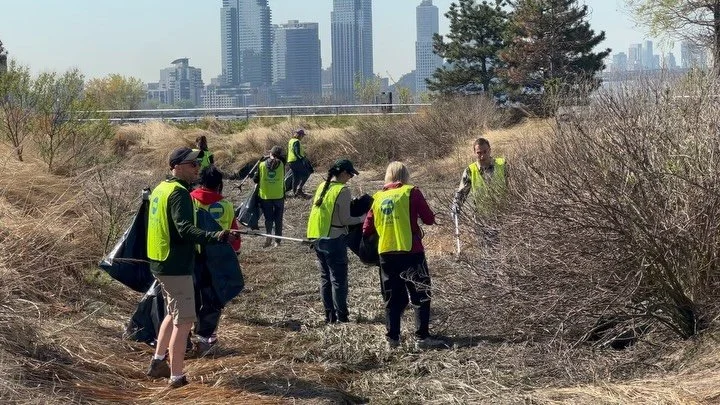 Thank you so much to everyone who came out to our Marsh Cleanup today! We had 20 amazing volunteers and removed 41 bags of trash from our wetlands. If you are interested in joining us for future volunteer opportunities, please visit our website page 