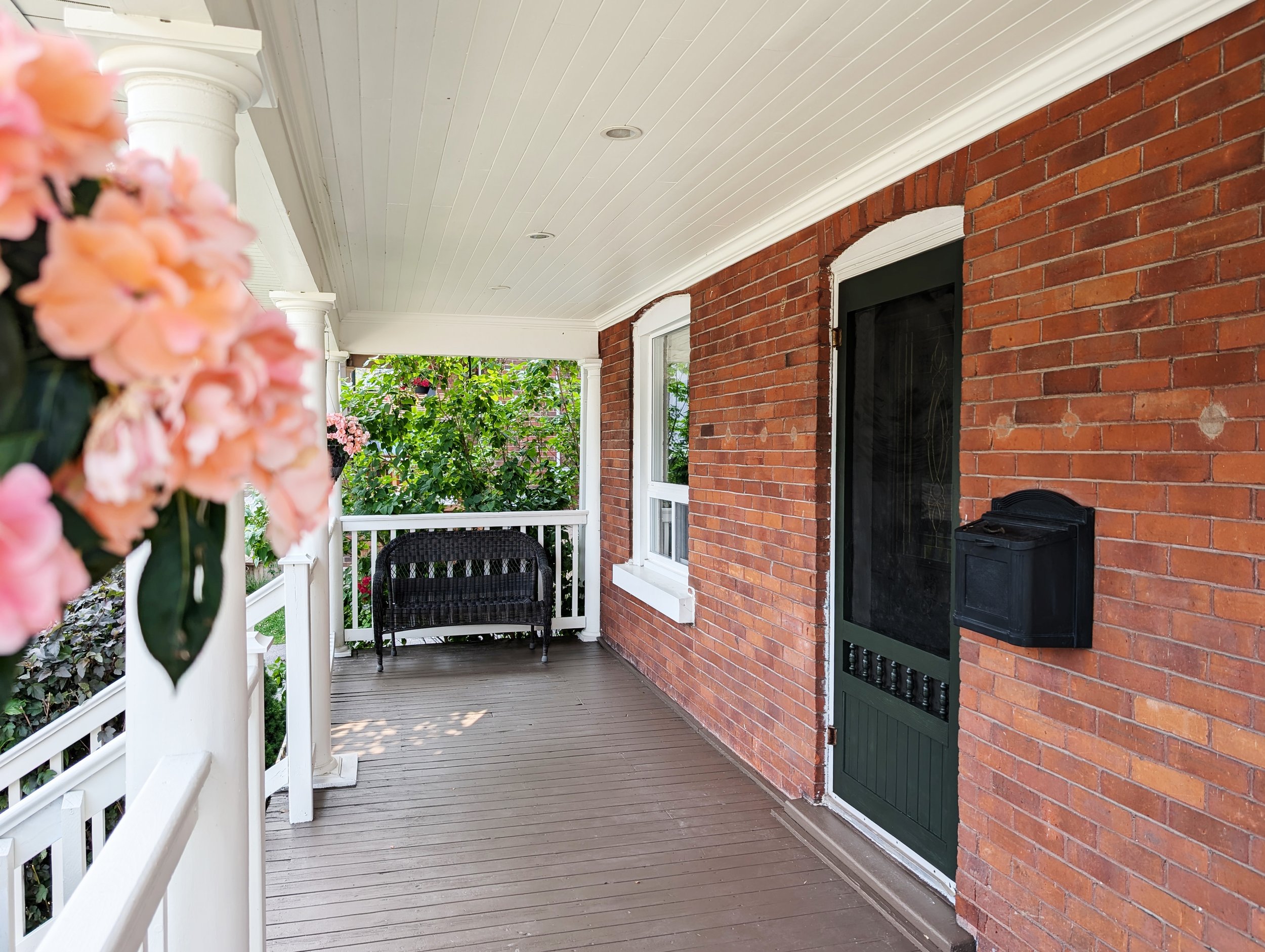 260_Colborne_Porch3.jpg