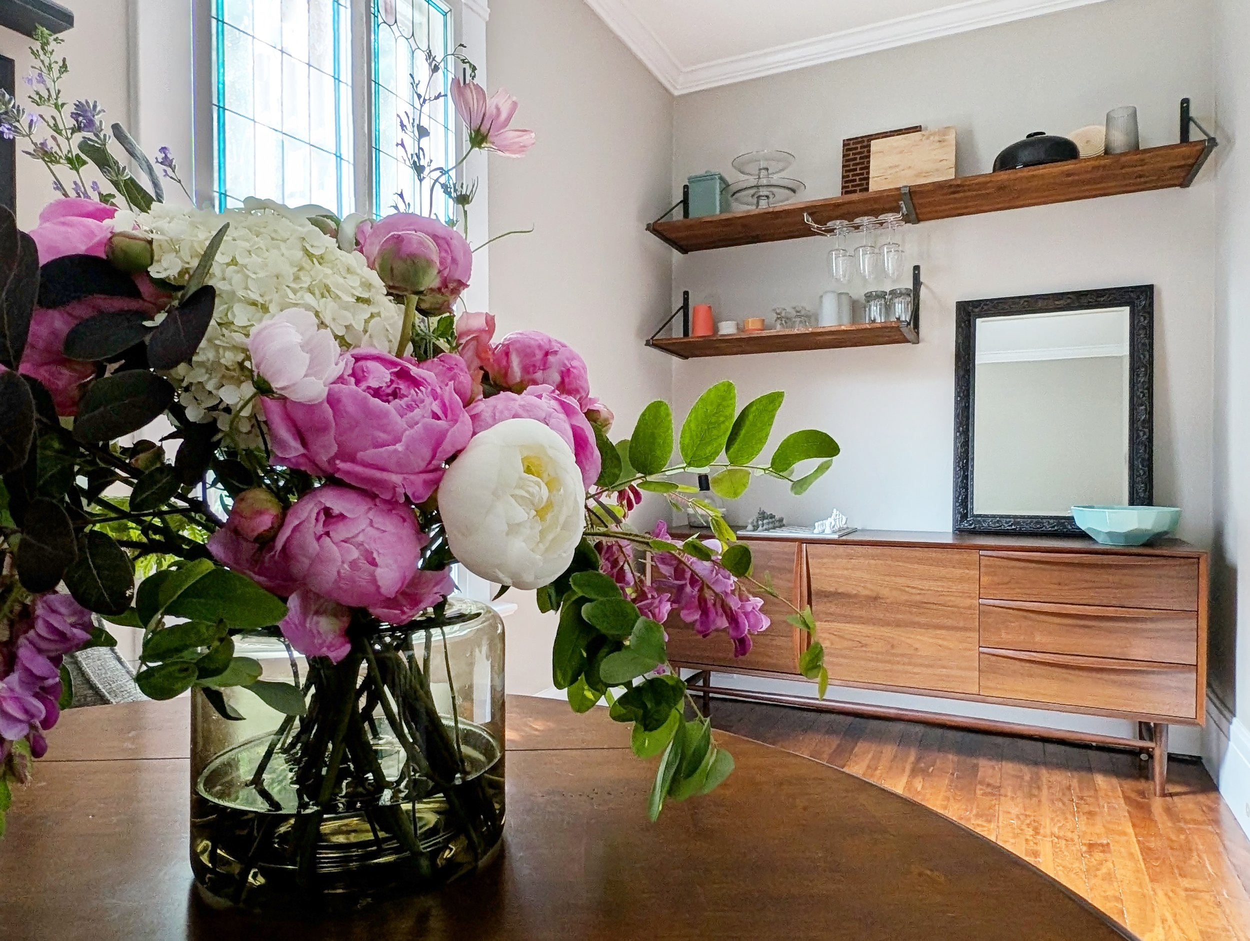 260_Colborne_DiningDetail2.jpg