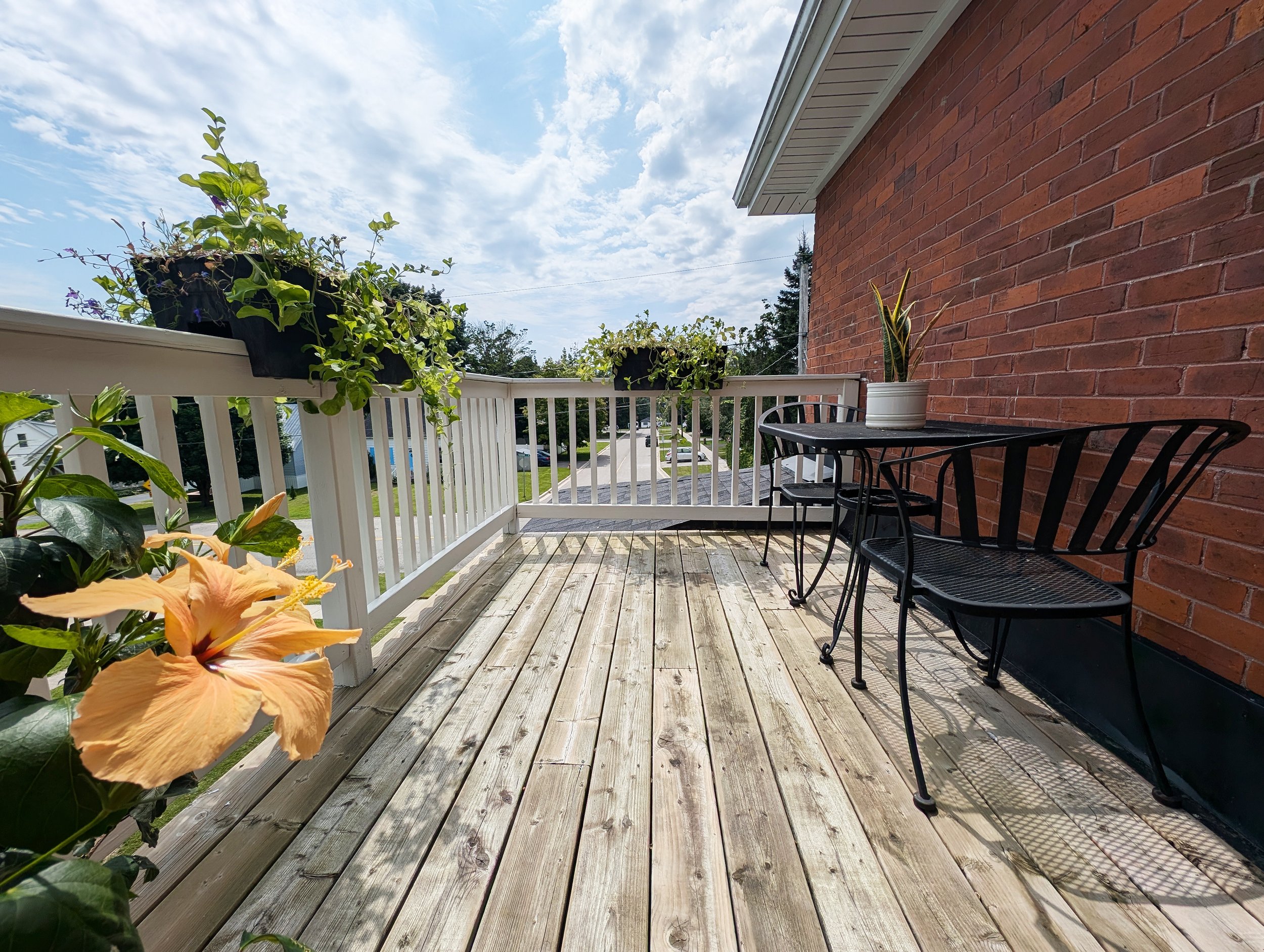 260_Colborne_Balcony2.jpg