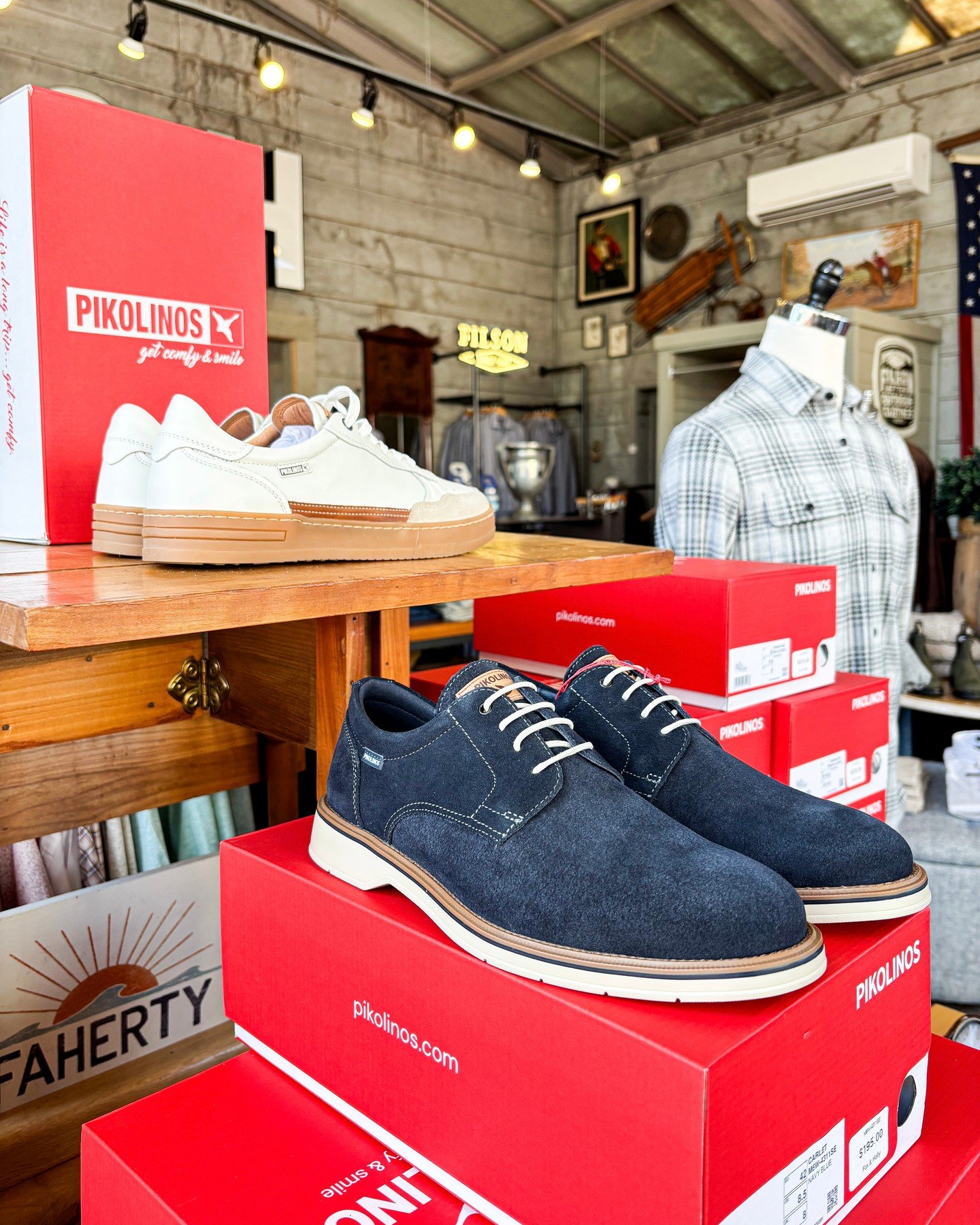 New season, new steps 👞🌿

Spring is the perfect time to refresh your footwear. Pikolinos delivers comfort, craftsmanship, and effortless style for wherever the day takes you. 

Stop by Fox &amp; Holly to find your new go-to pair.

#foxandholly #spr