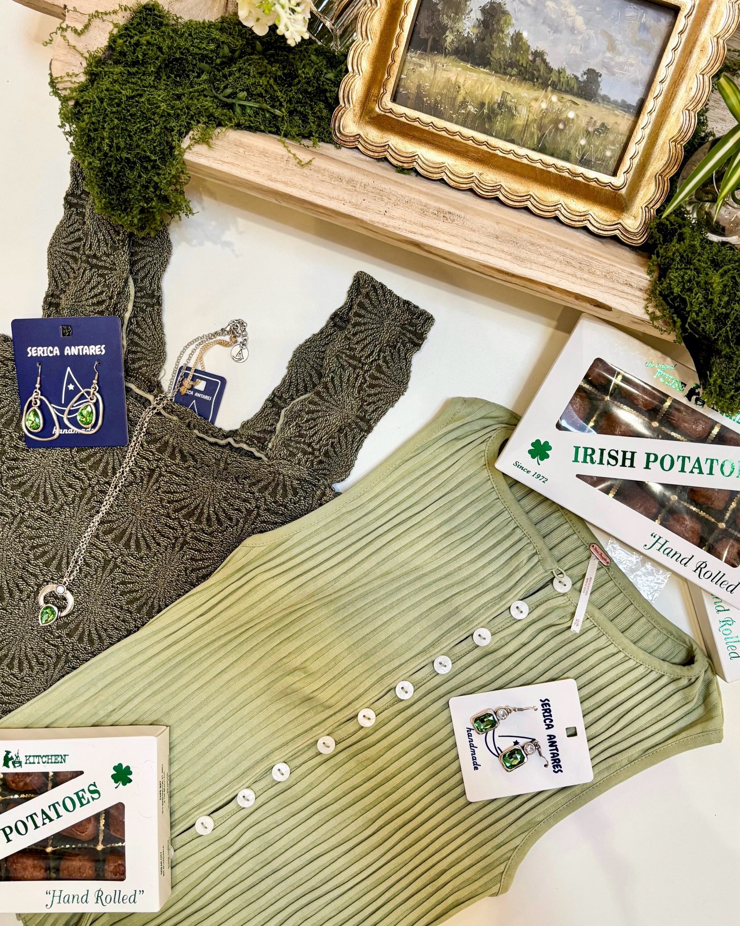 Happy St. Patrick&rsquo;s Day 💚🍀

Featuring Free People tanks, Serica Antares jewelry, and sweet treats from The Fudge Kitchen. Stop by Fox &amp; Holly to shop your lucky look ✨

#foxandholly #stpatricksdaystyle #weargreen #freepeoplestyle #peddler