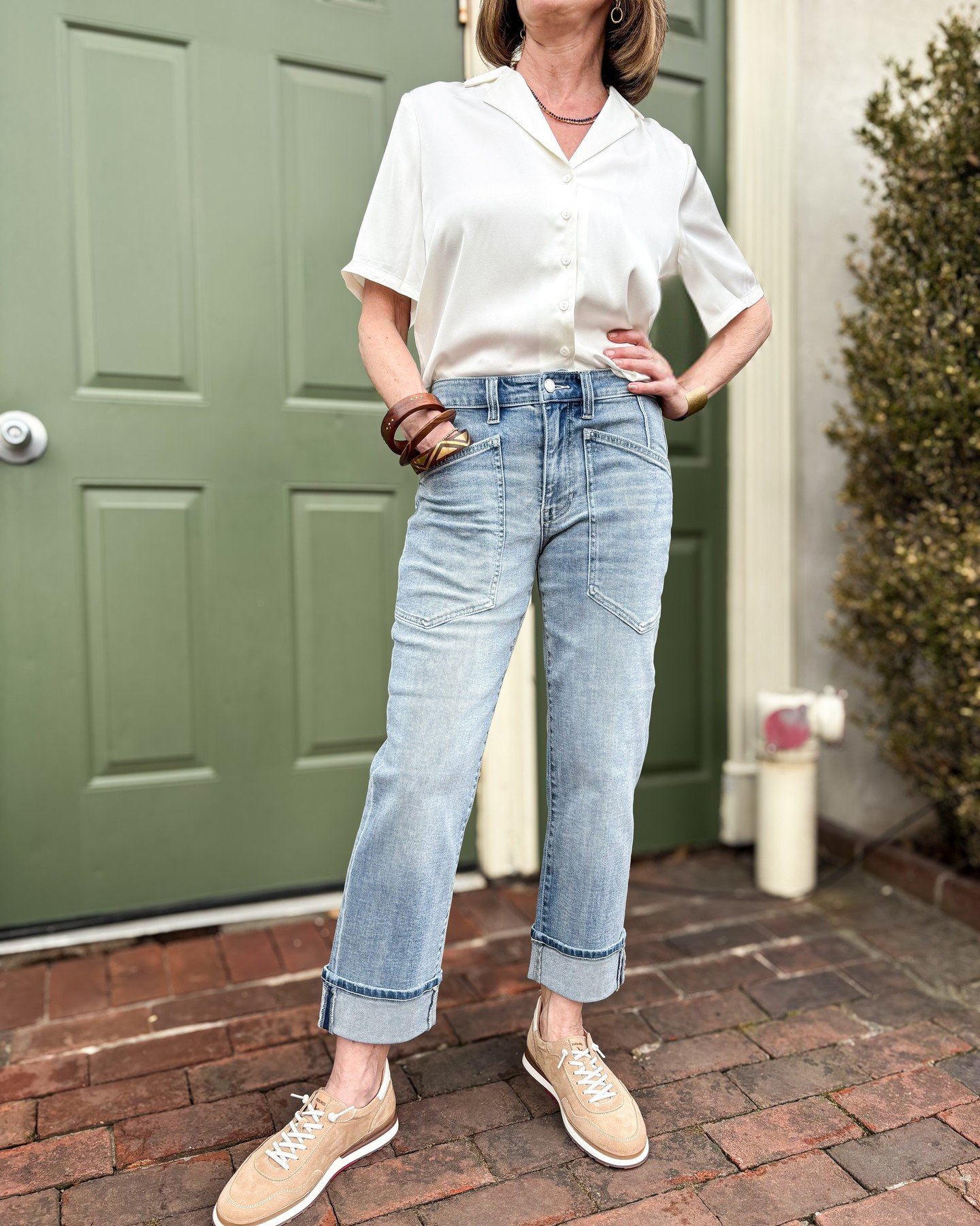Call it basic&mdash;we&rsquo;ll call it essential.

The pieces you wear the most are usually the simplest ones&hellip; and the most important.

This is the kind of outfit that never lets you down: Liverpool jeans with a classic Liverpool blouse and a