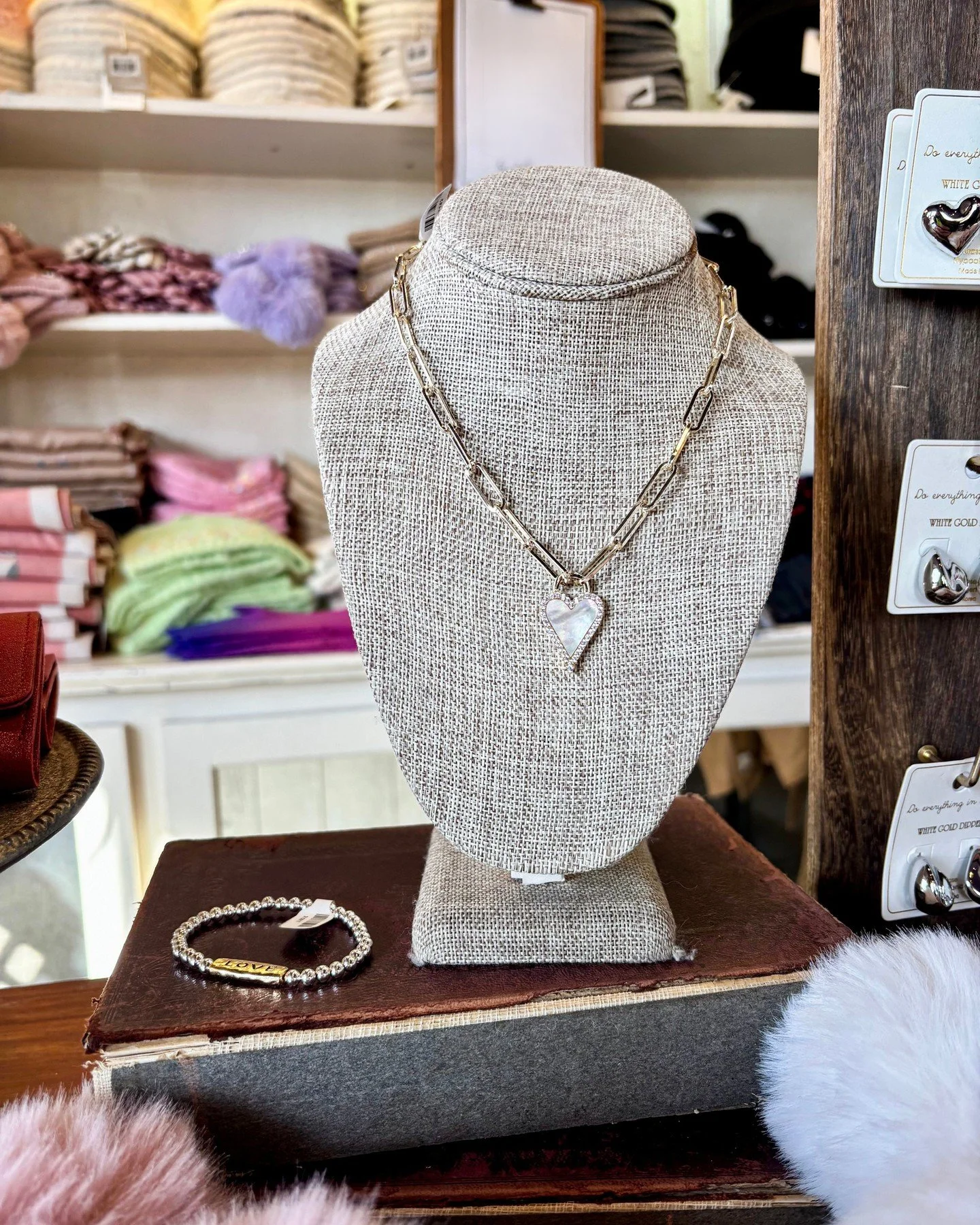 Love at first shine 💖

Spend Valentine&rsquo;s Day in Peddler&rsquo;s Village and visit us at Sunflowers for the sweetest jewelry finds 💘✨

#SunflowersBoutique #ValentinesDay #HeartNecklace #GiftOfLove #ShopLocal #ValentinesJewelry #LoveInEveryDeta