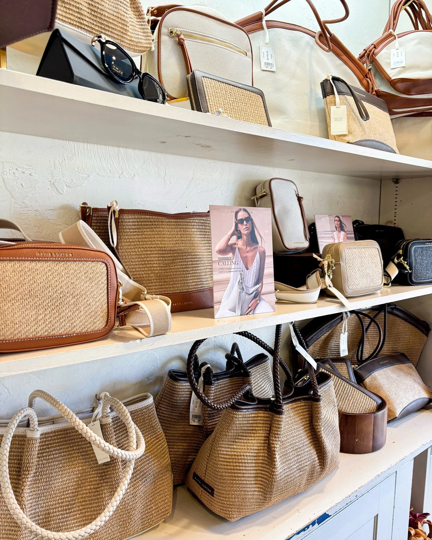 We can&rsquo;t get over these new Katie Loxton bags 😍

They&rsquo;re perfect for summer strolls, beach vacations, and brunch with the girls. Make it yours today at Sunflowers 🌻 

#katieloxton #NewArrivals #VacationPurse #summerhandbag #sunflowersbo