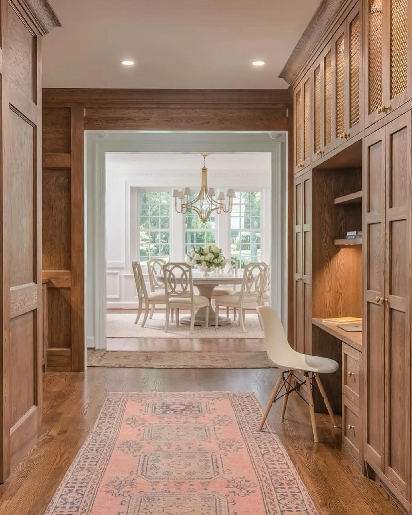 The definition of &ldquo;form and function&rdquo; 

➡️ swipe for the before photo! 

Built by @oxfordshepard 
Photos by @studiobuell 

#Nashville #InteriorDesign #BelleMeade #Transformation
