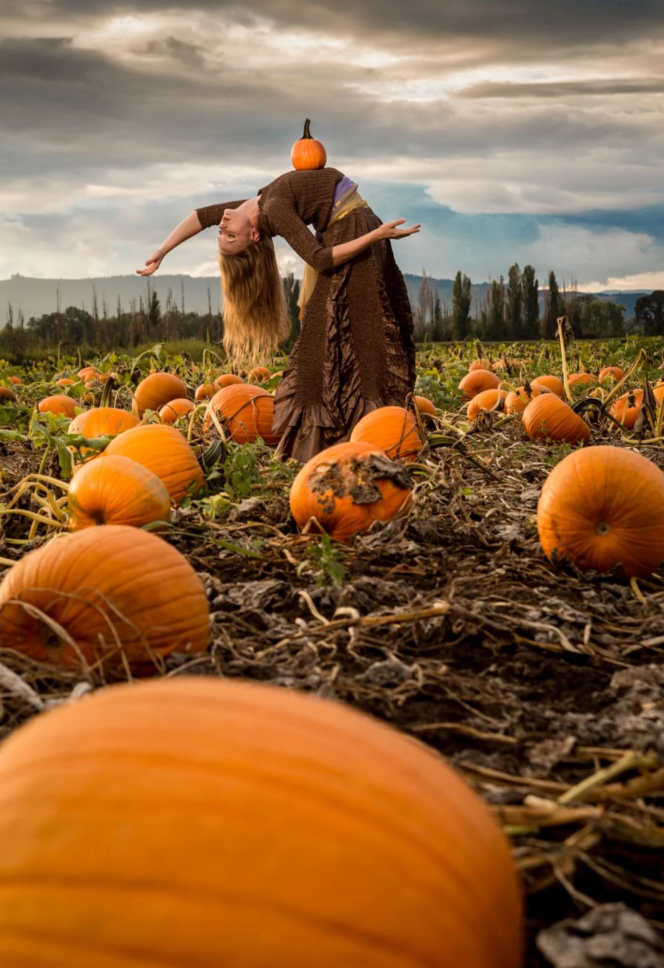 The Pumpkin Patch, Sauvie Island
Dancer: Jillian St. Germain
Photo by: Jeremy Dunham, Polara Studio