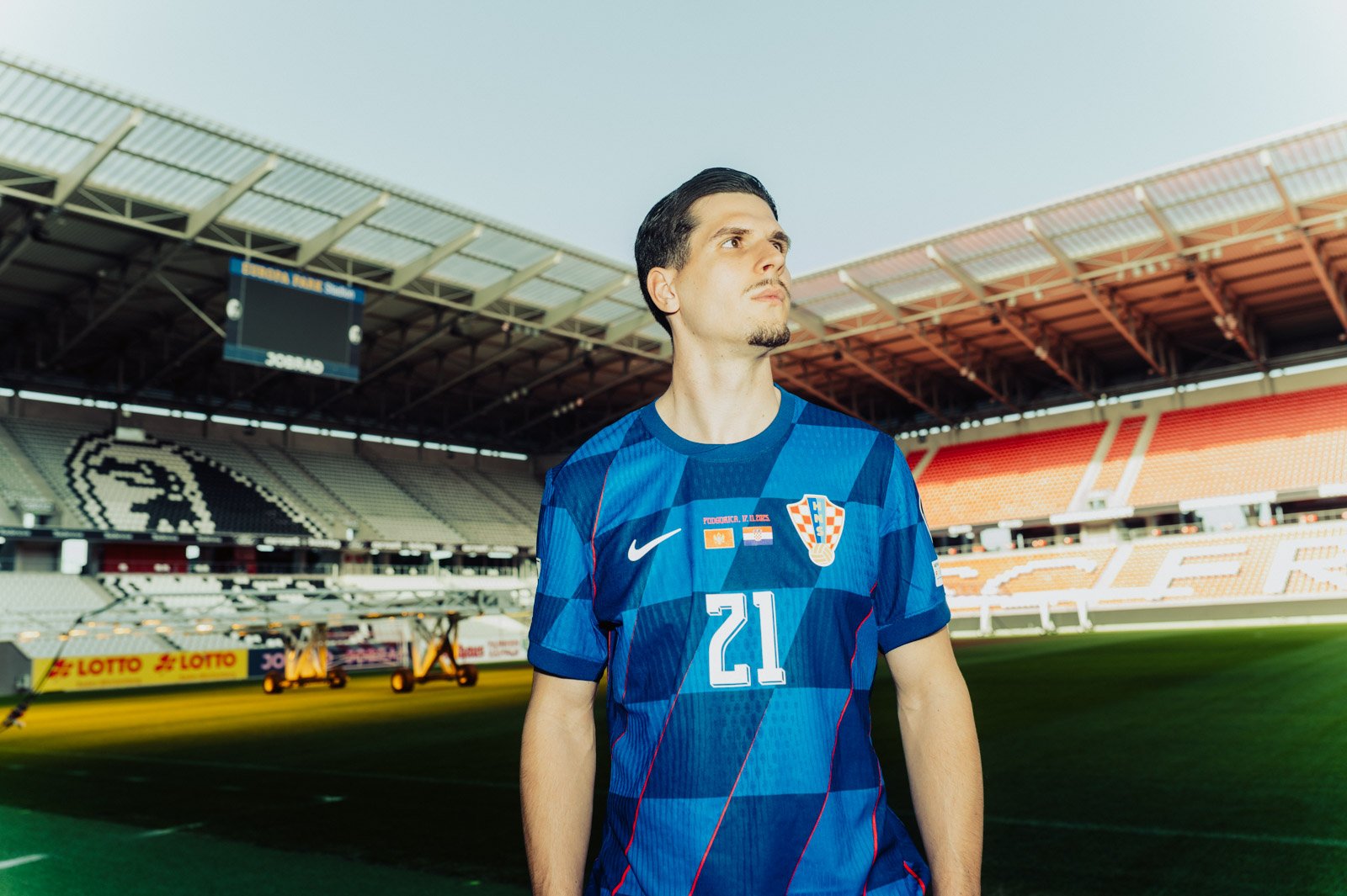 Igor_Matanovic_SC_Freiburg_11_Freunde_12.jpg