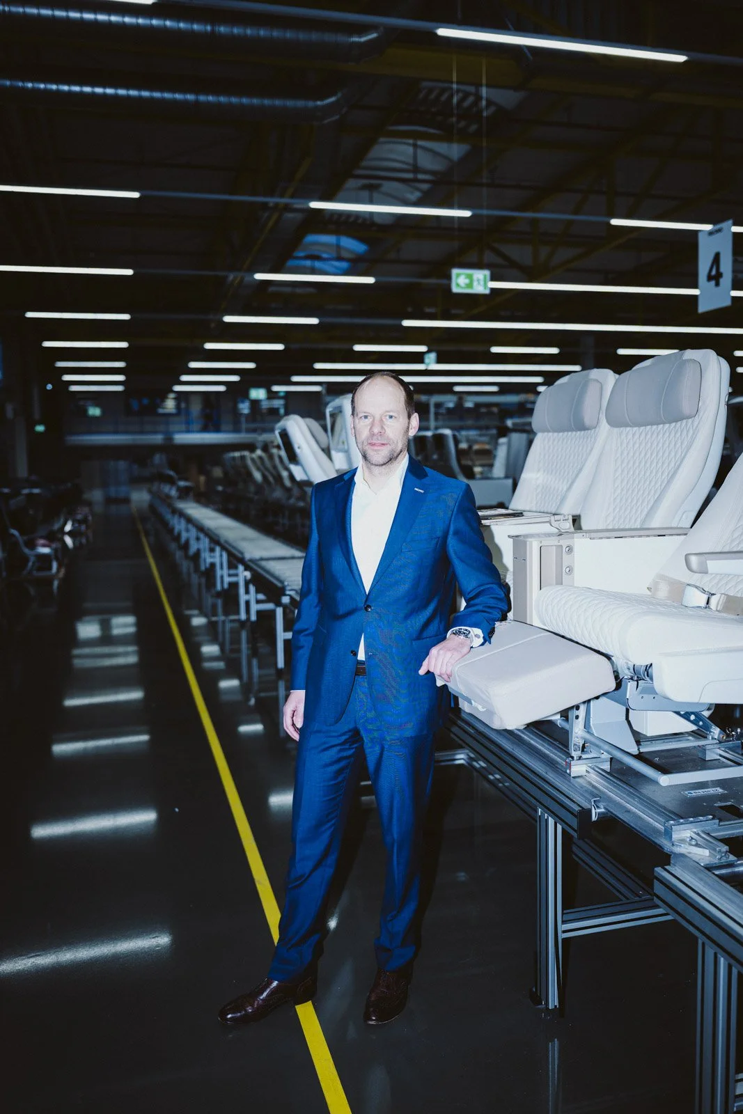 CEO_Recaro_Mark_Hiller_manager_magazin_01.jpg