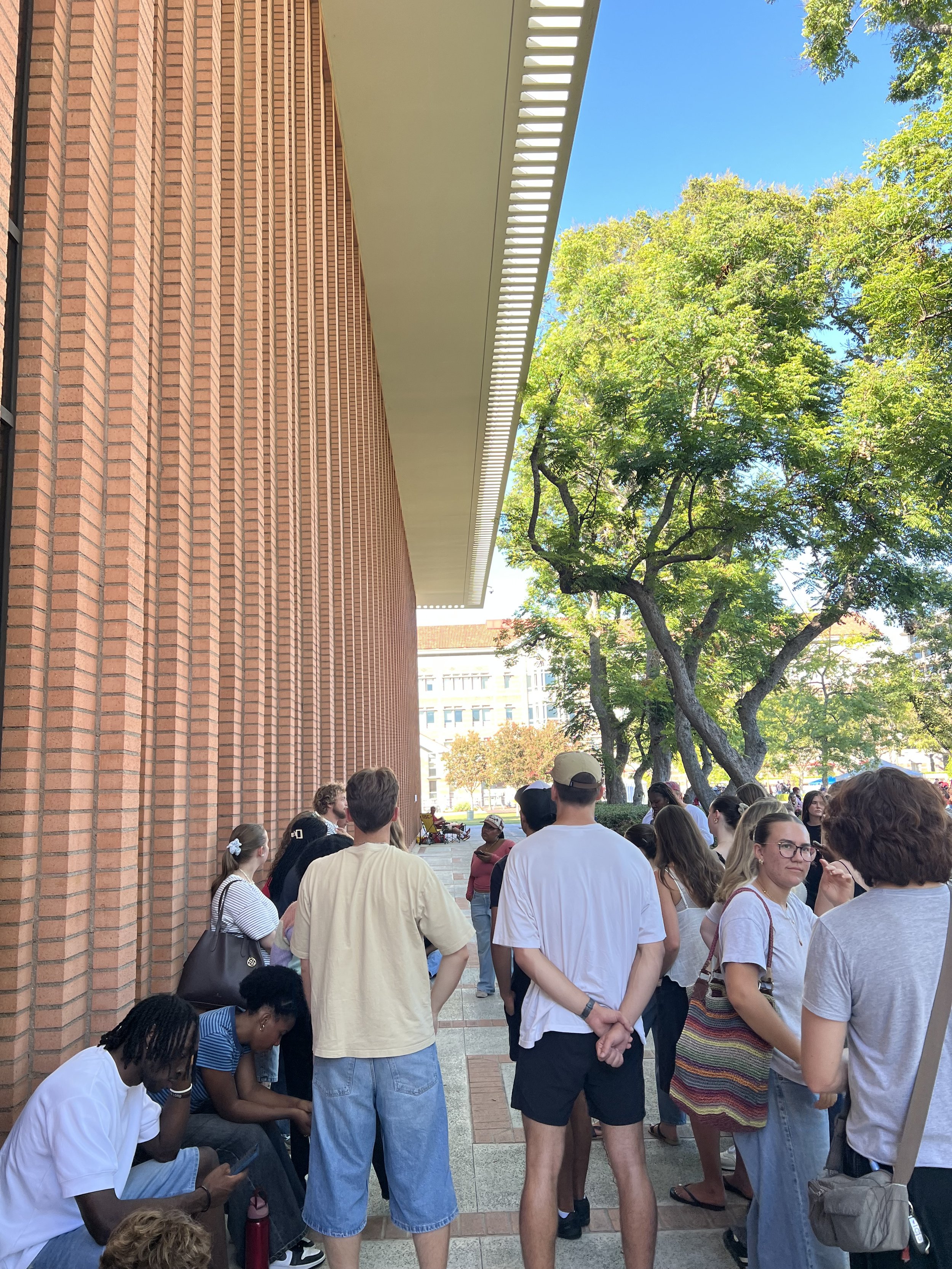 Evangelizing on USC for First Fridays