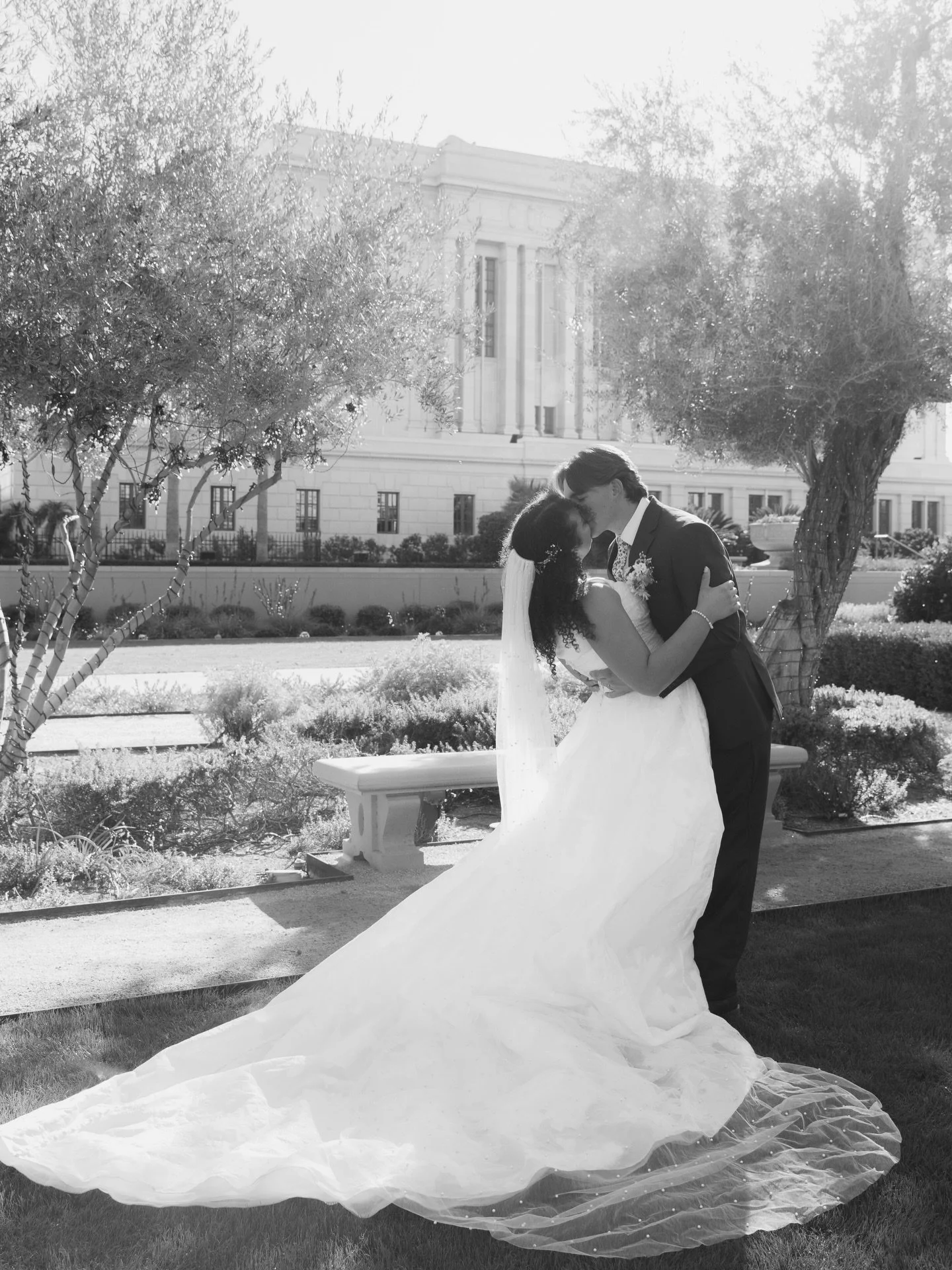 It was such a gorgeous day for Vanessa and Zach as they tied the knot💍 Their entire celebration came together so beautifully, surrounded by loving family and friends who brought their day to life! You could feel how meant for each other they are in 